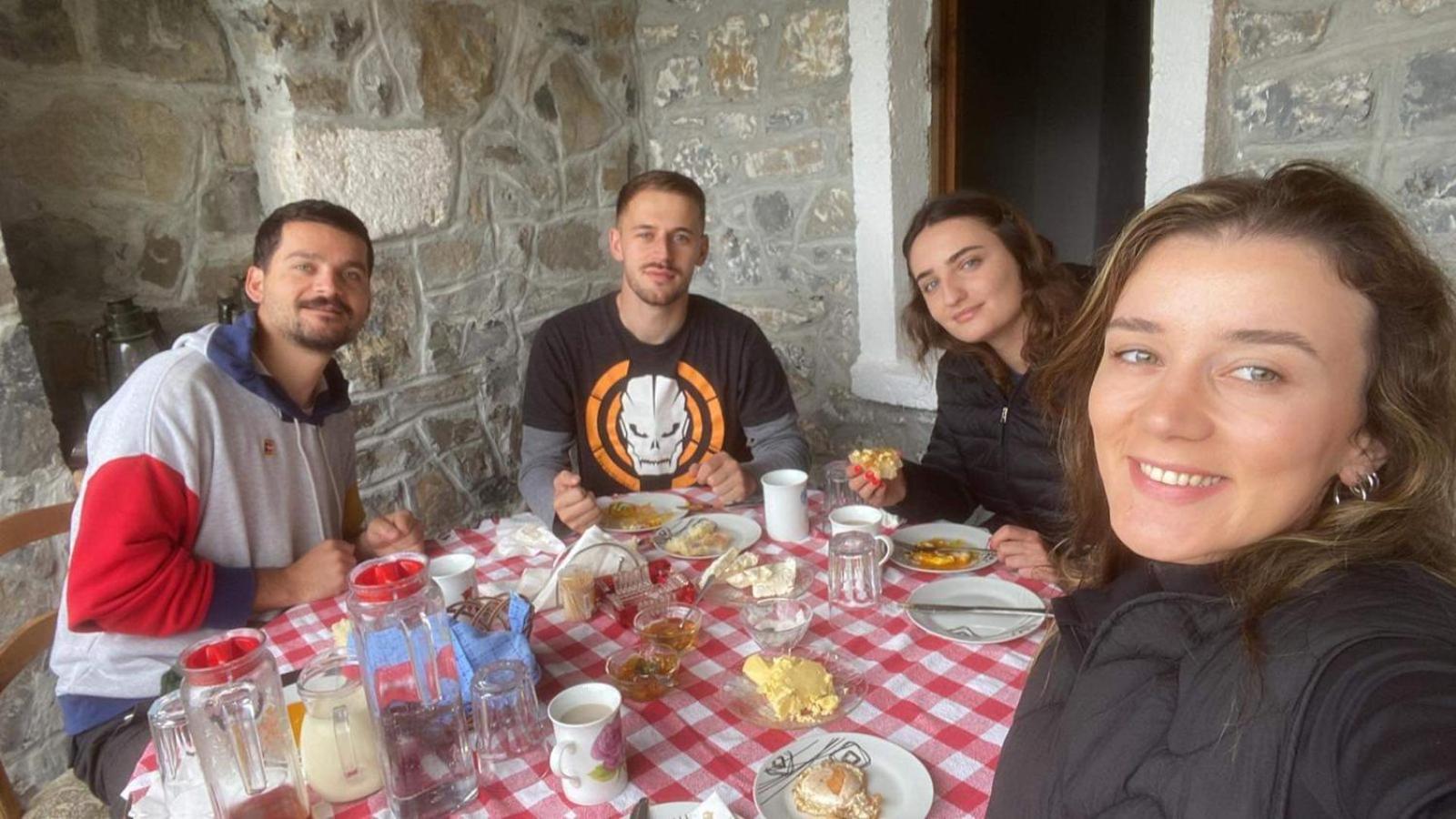 Bujtina Carku