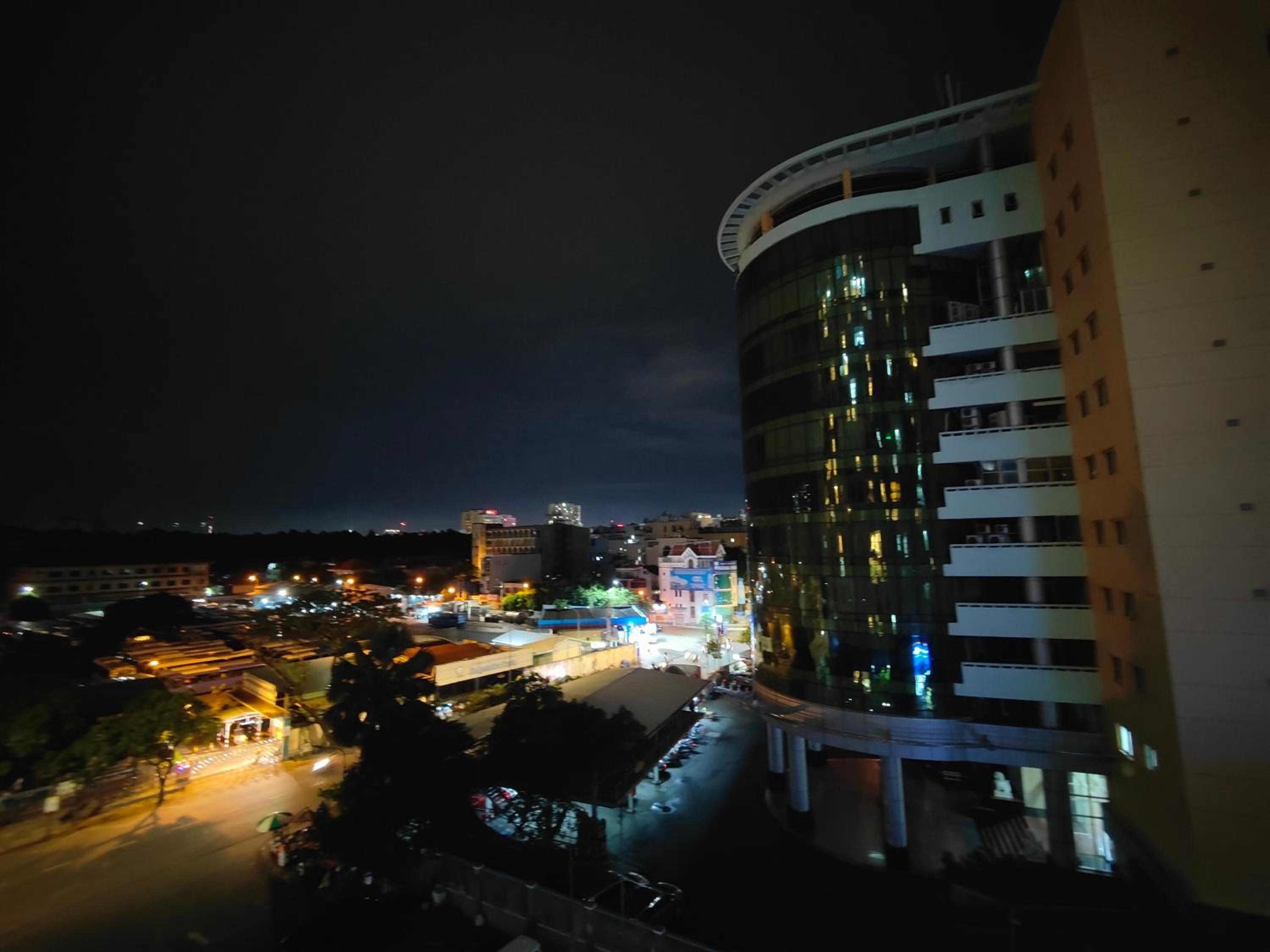 Nguyễn Sky Center