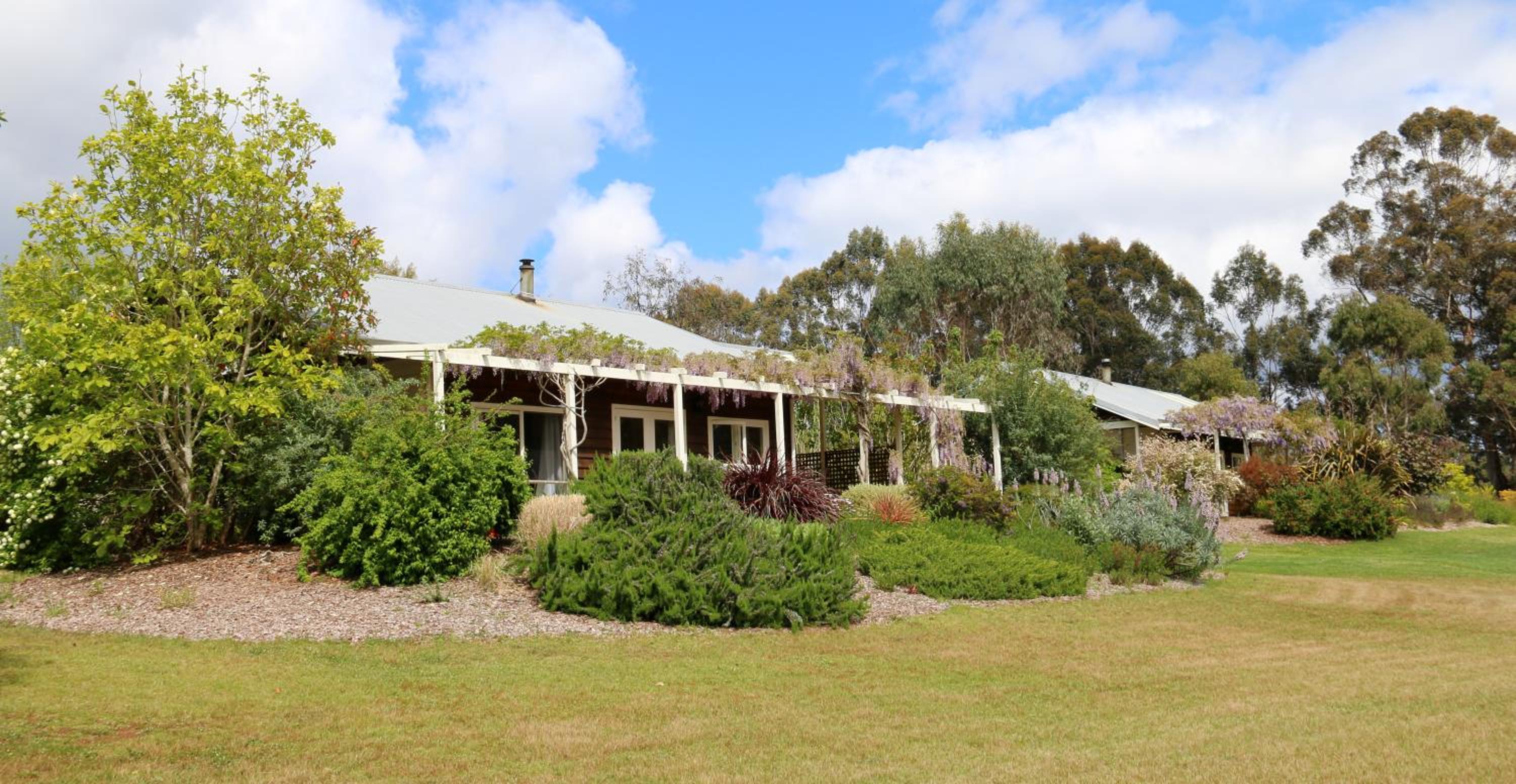 Hotel Big Brook Retreat - Image 1