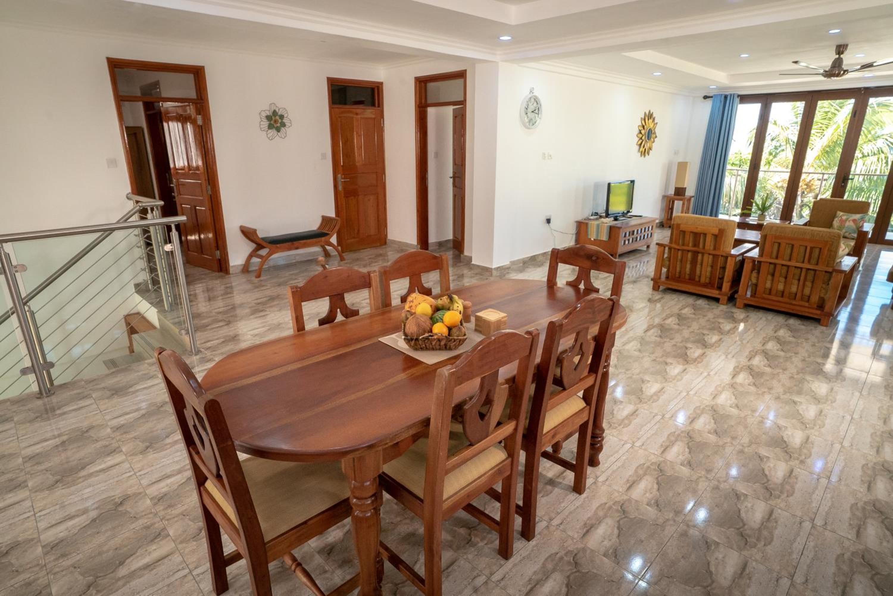 La Belle Residence Self Catering Accommodation photo 4