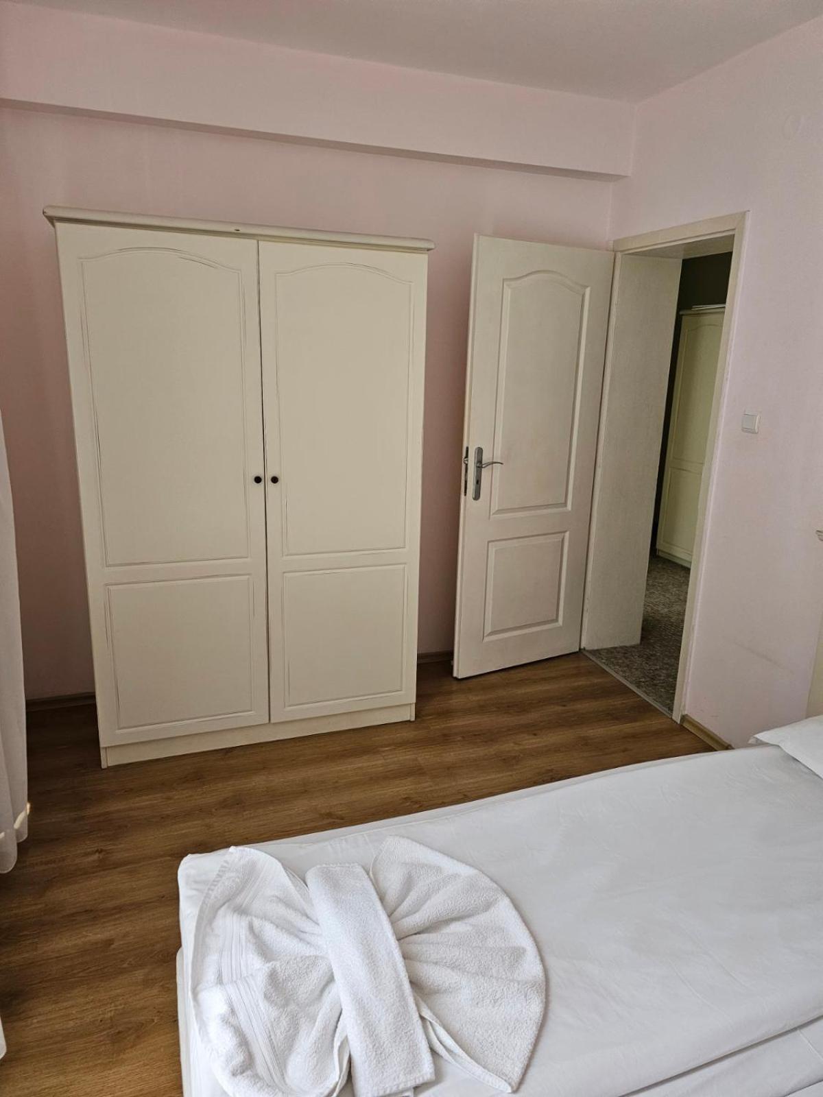 Cozy apartment Flores 2 bedrooms