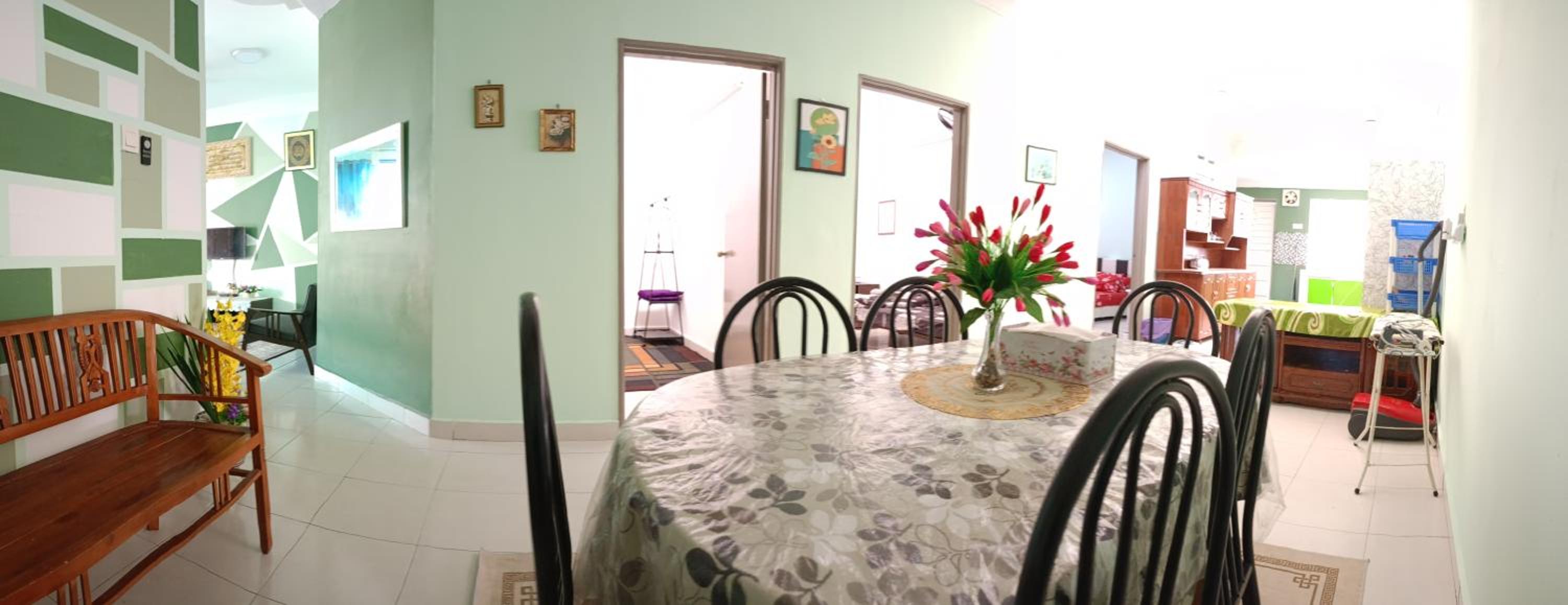 KLIA Sariani homestay
