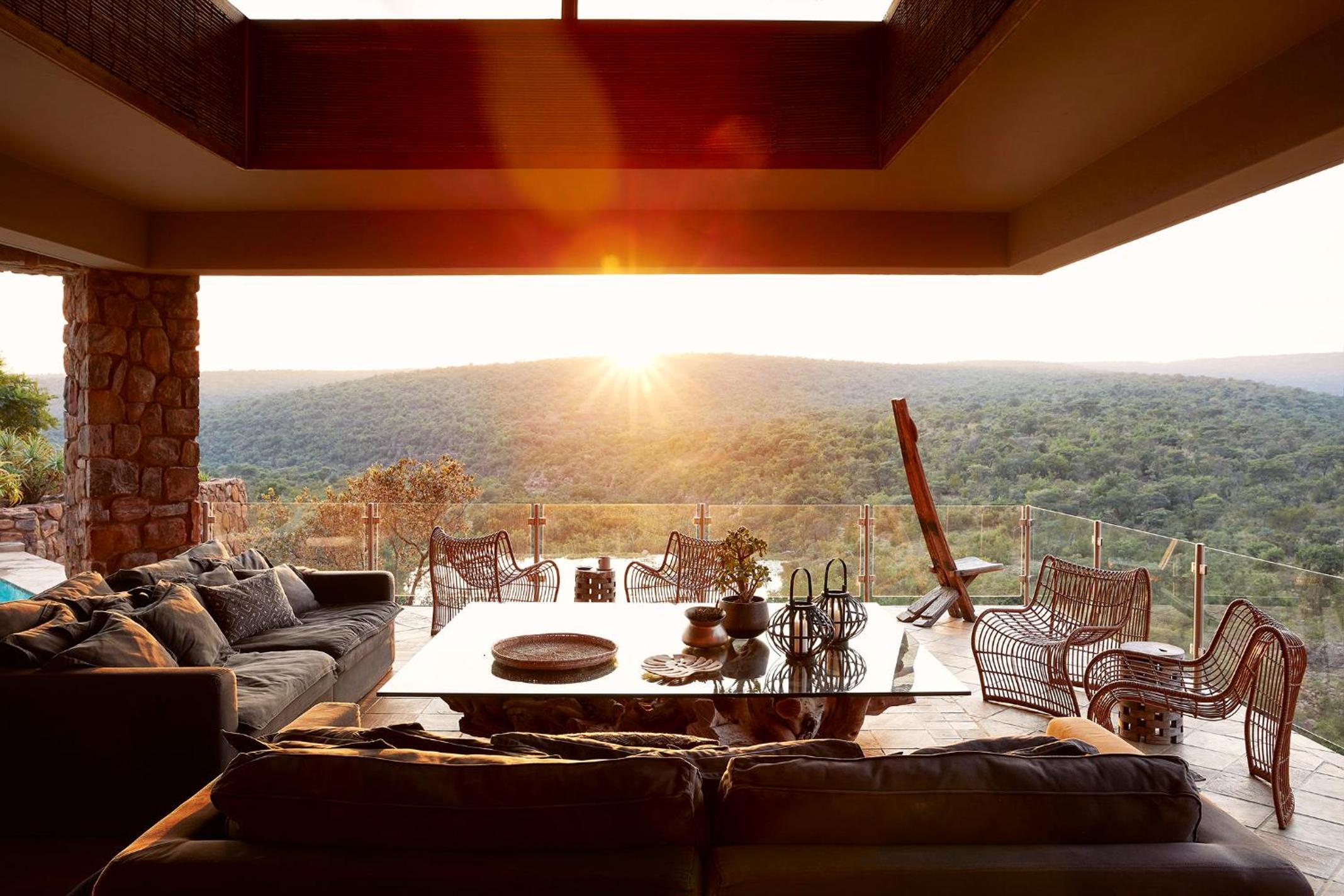 Moyela Safari Lodge