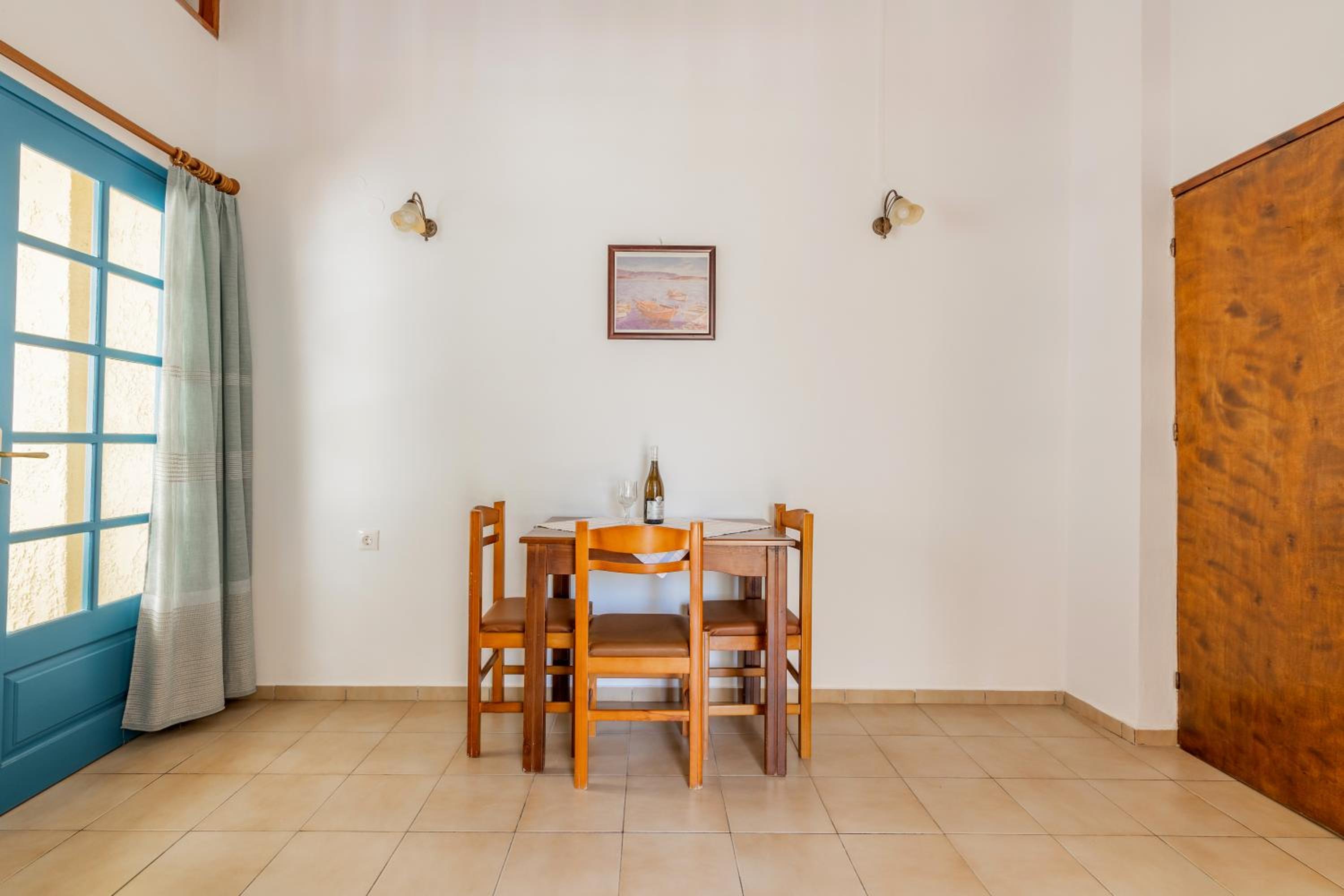 Joanna Apartments