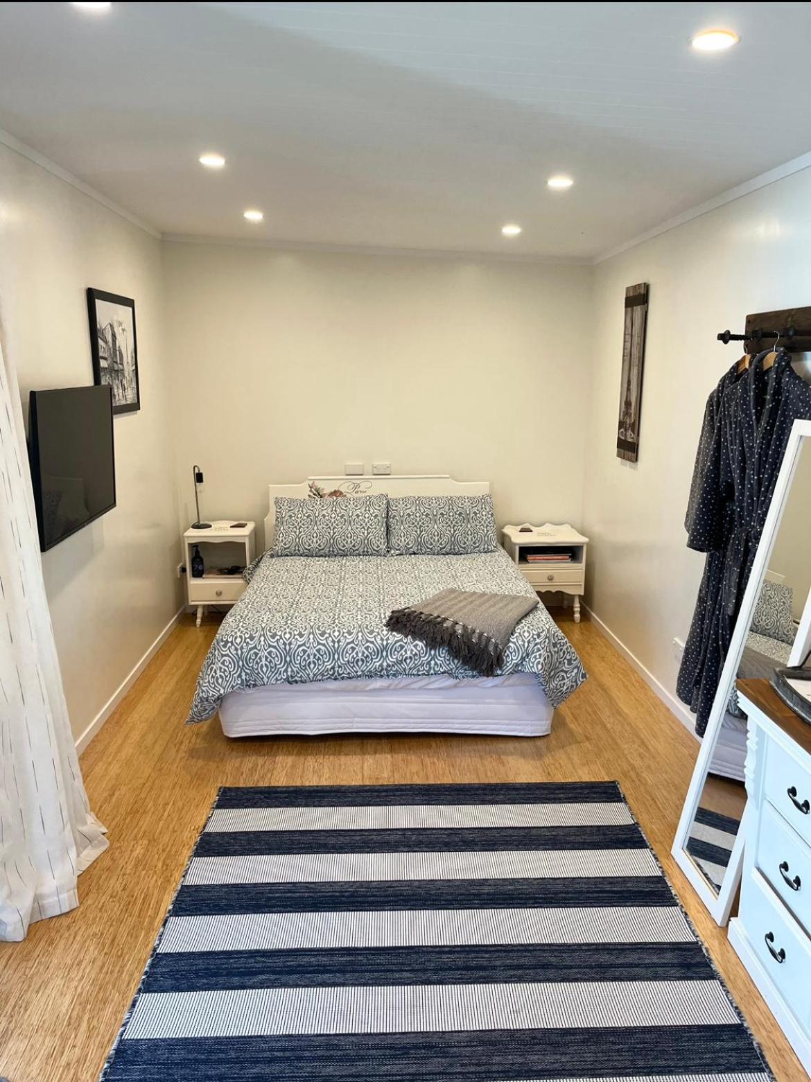 Boutique French Central Matamata view 3