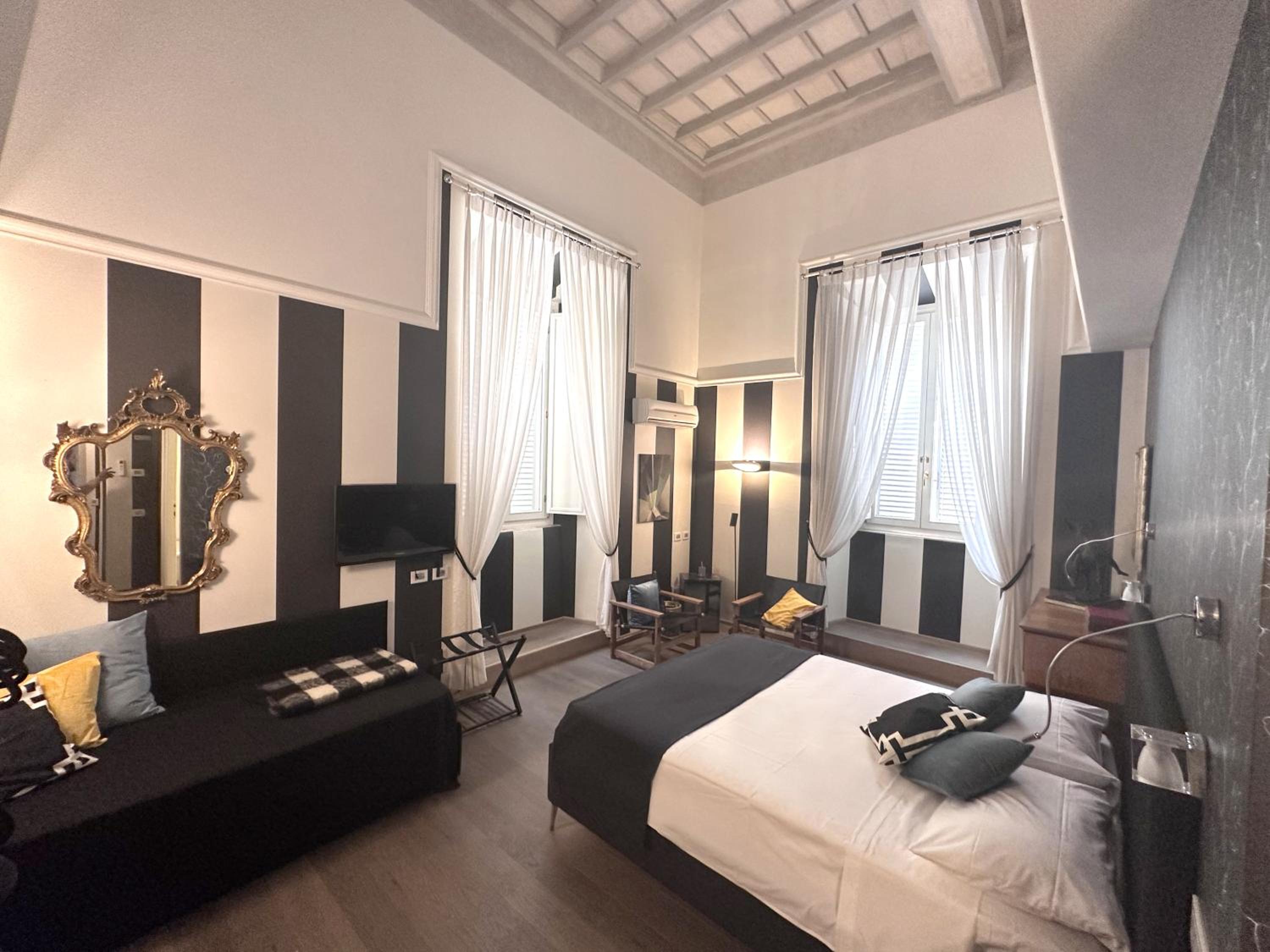 NEW! BELLISSIMO PalazzoFranchi Pantheon