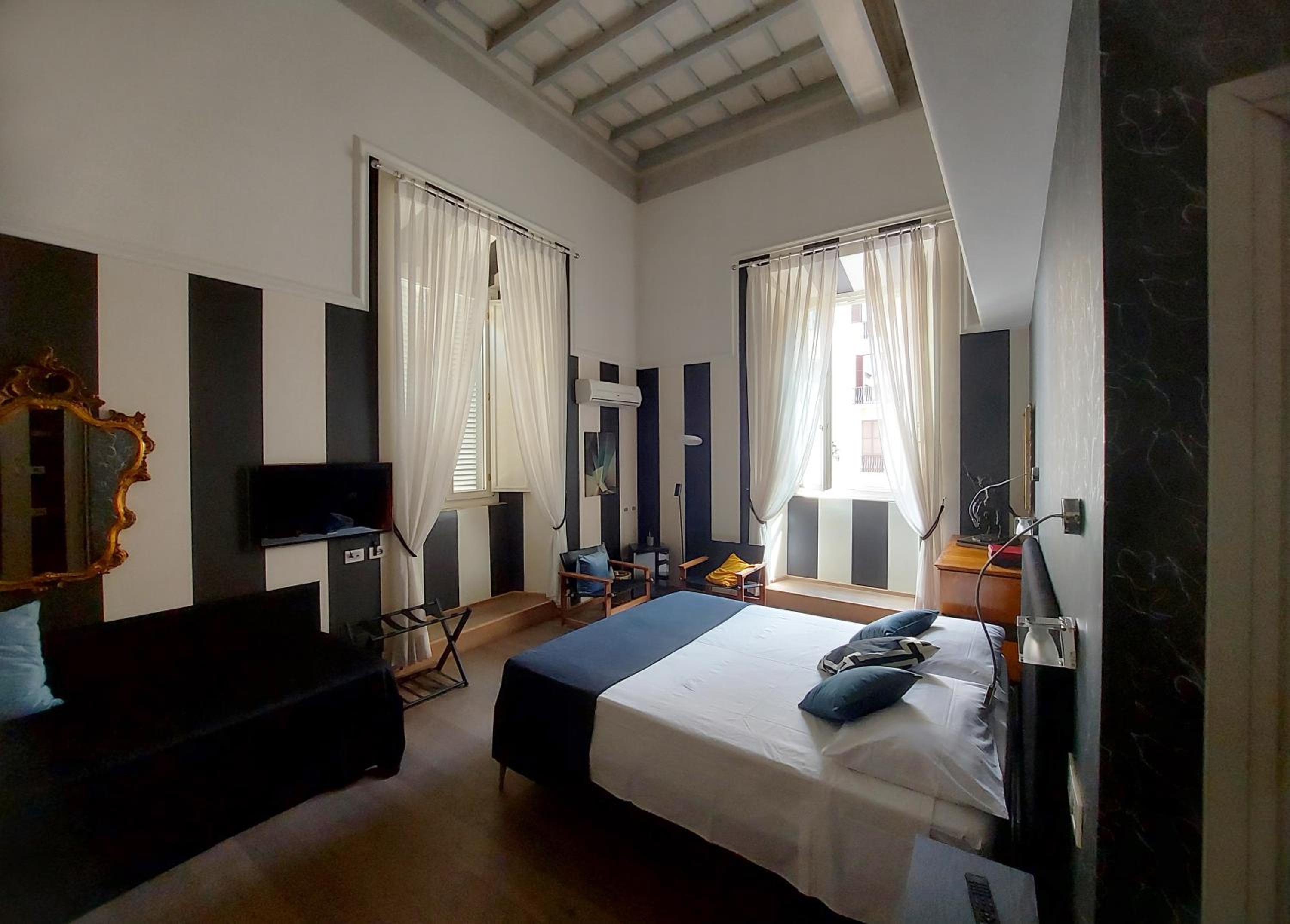 NEW! BELLISSIMO PalazzoFranchi Pantheon