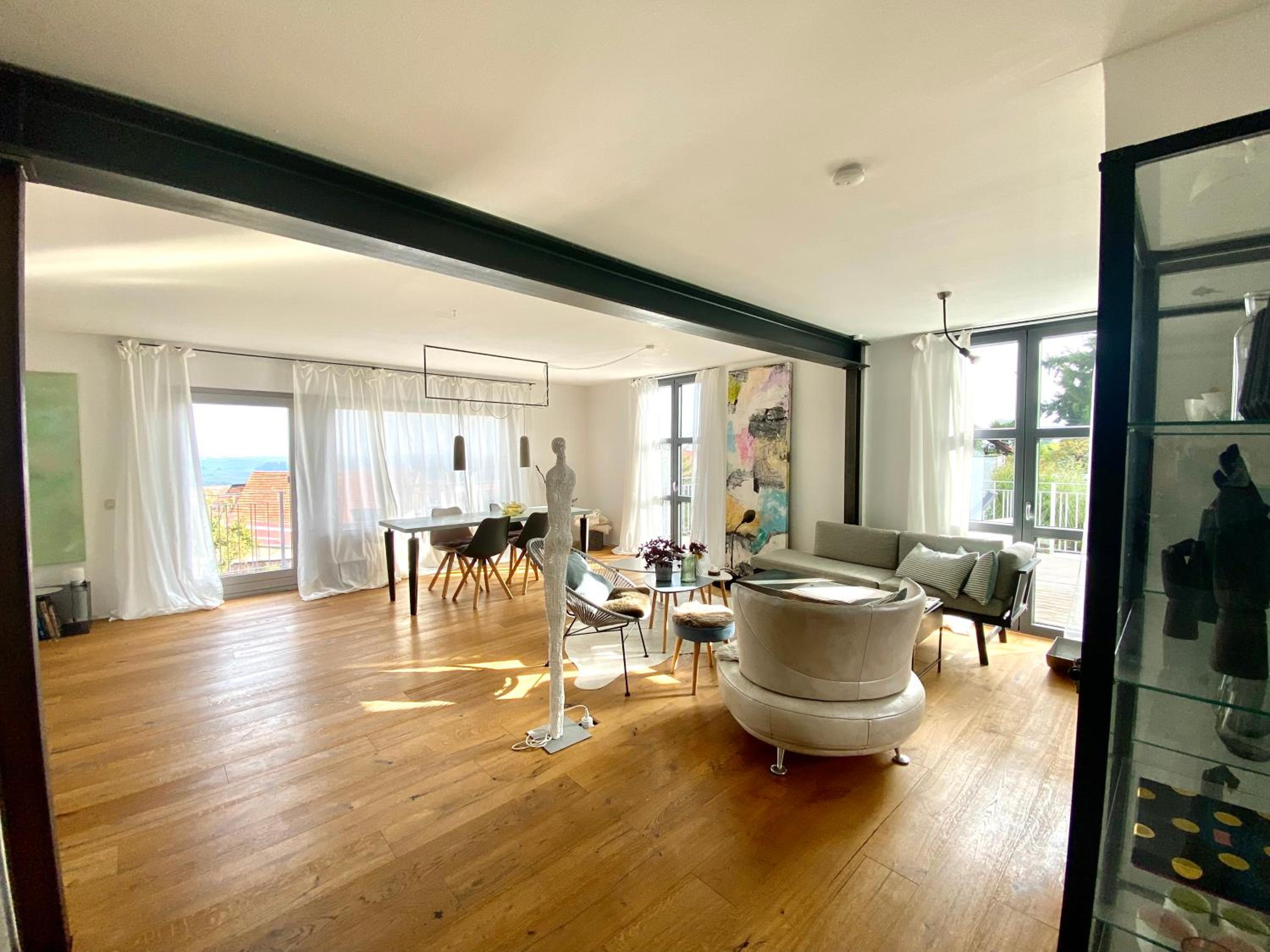 Atelier de Pfalz-Loftstyl mit Pfalzblick