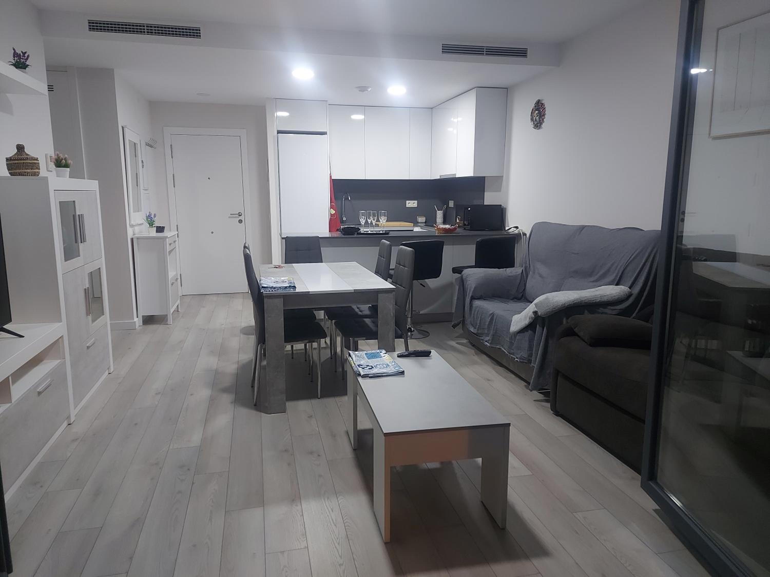 APARTAMENTO en VALLE-NIZA, ALMAYATE, BENAJARAFE, TORRE DEL MAR a 50 METROS de LA PLAYA