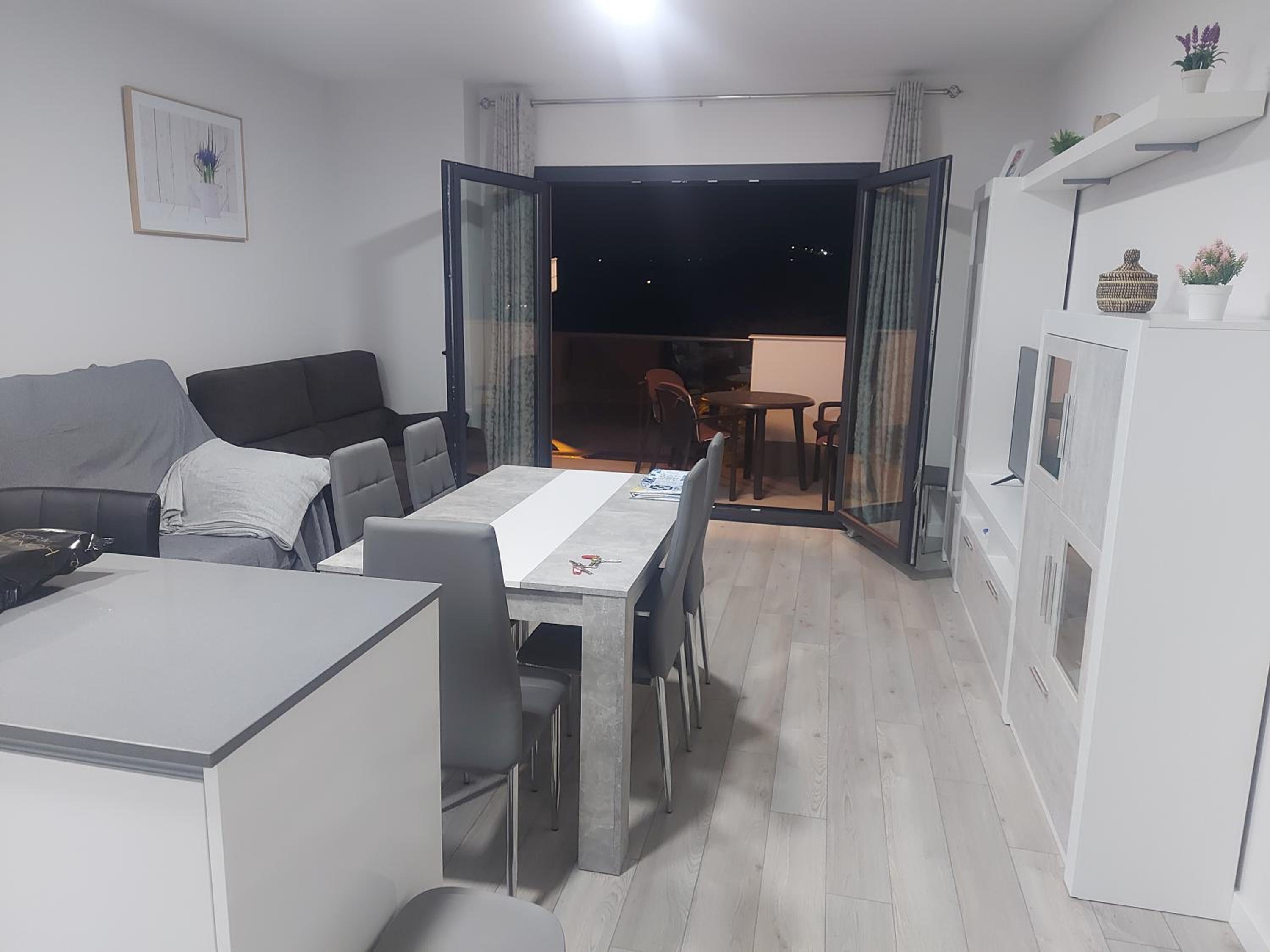 APARTAMENTO en VALLE-NIZA, ALMAYATE, BENAJARAFE, TORRE DEL MAR a 50 METROS de LA PLAYA