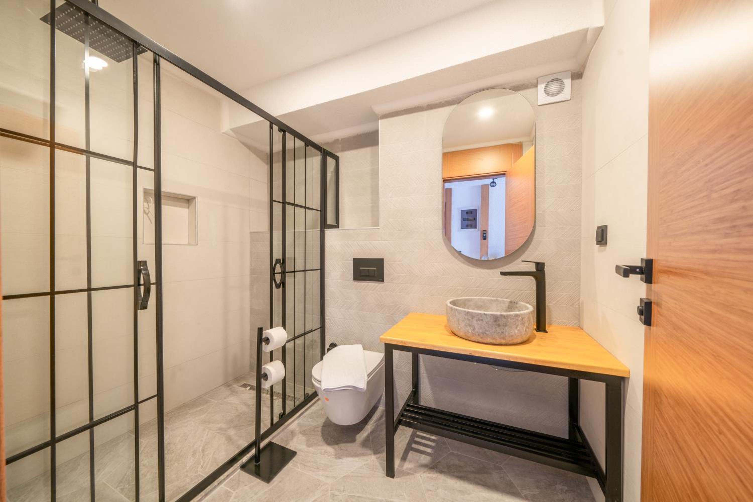 Lupia Süitleri - Image 73