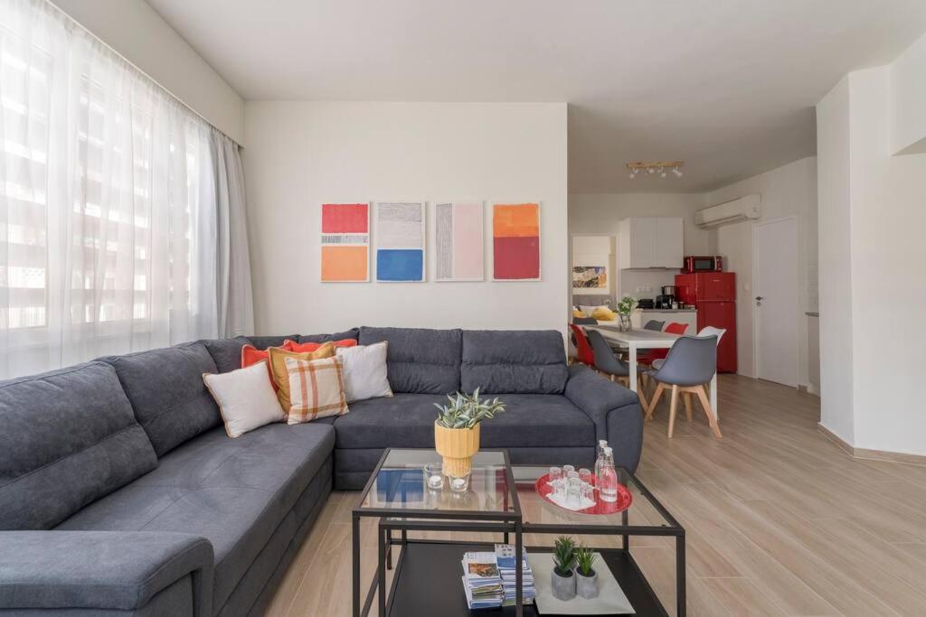 Minimal luxury 5BDR apt w/terrace AcropolisView