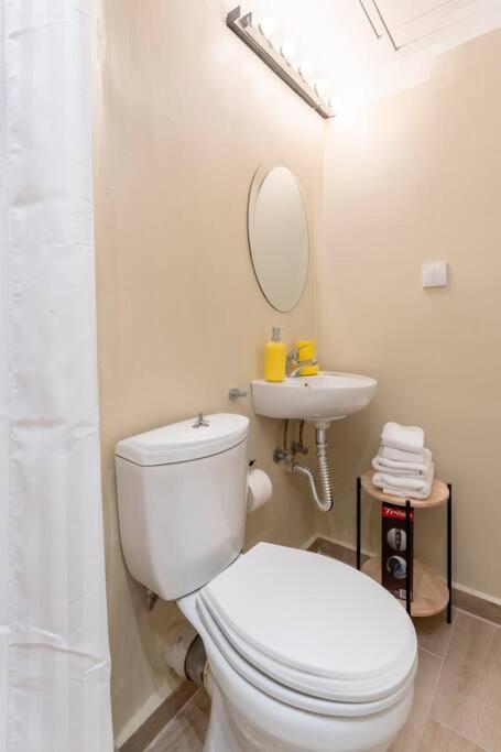 Minimal luxury 5BDR apt w/terrace AcropolisView