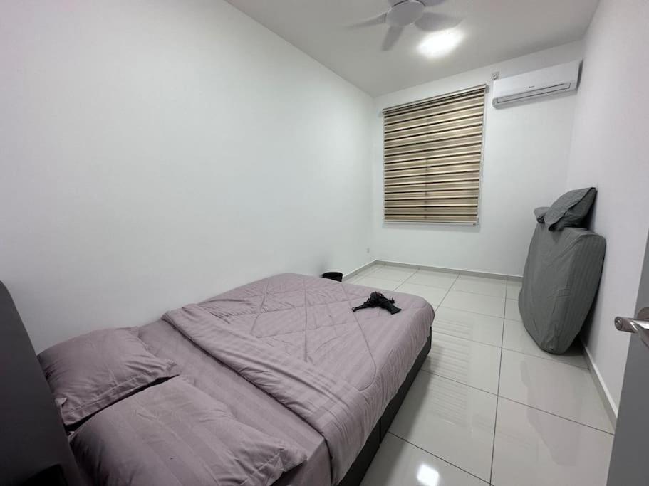 Landed Austin Homestay 14 pax