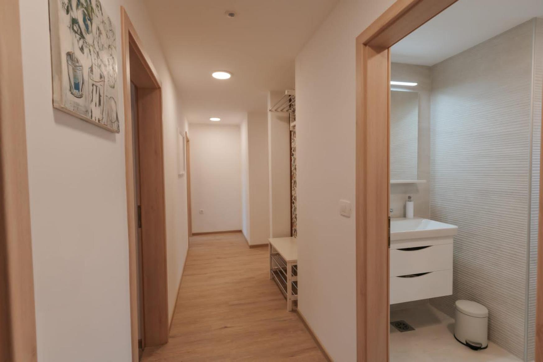 APARTMA LAMBERGER
