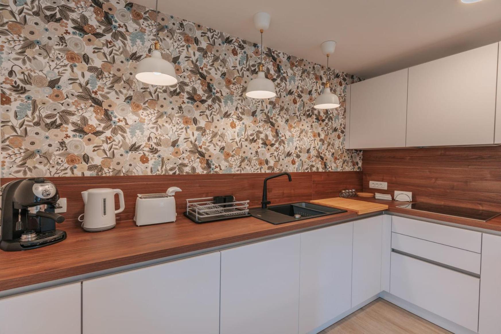 APARTMA LAMBERGER