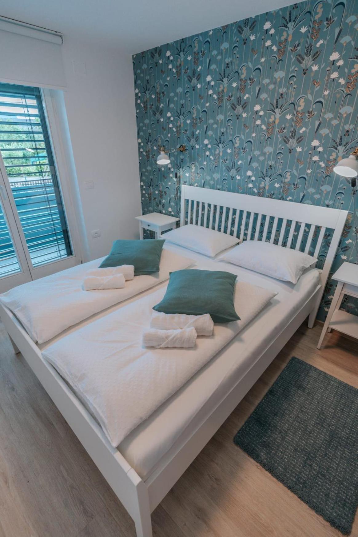 APARTMA LAMBERGER