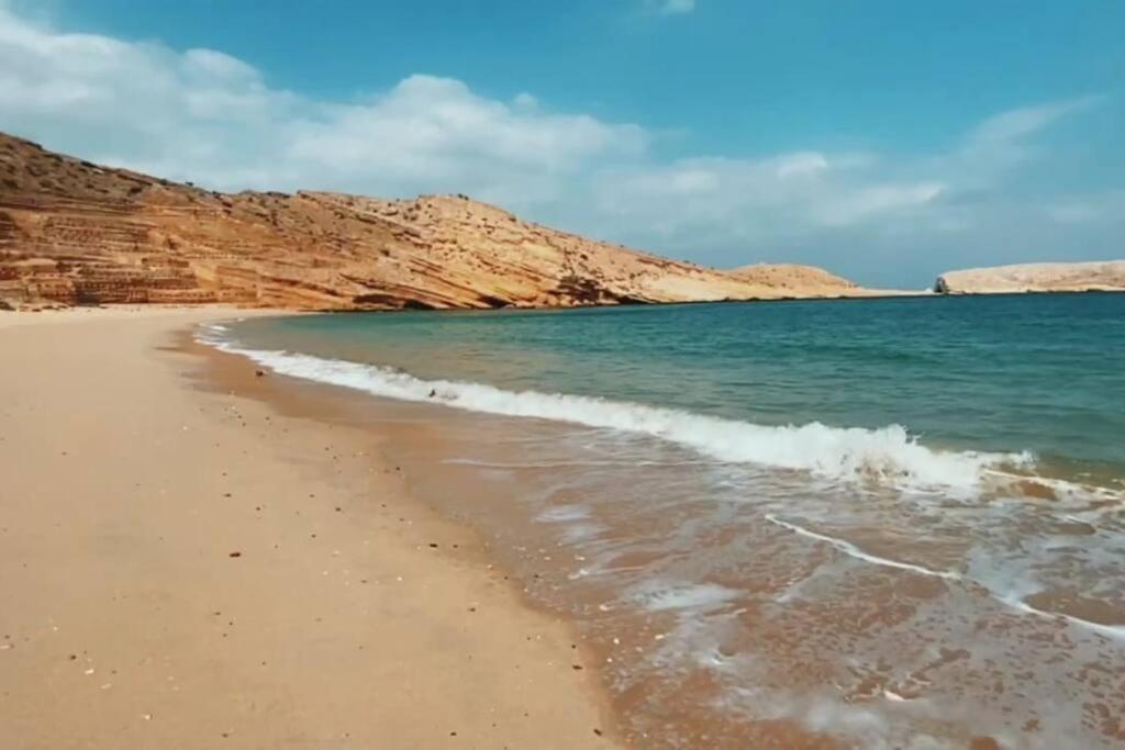 Nameer bay