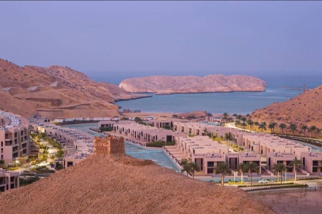 Nameer bay