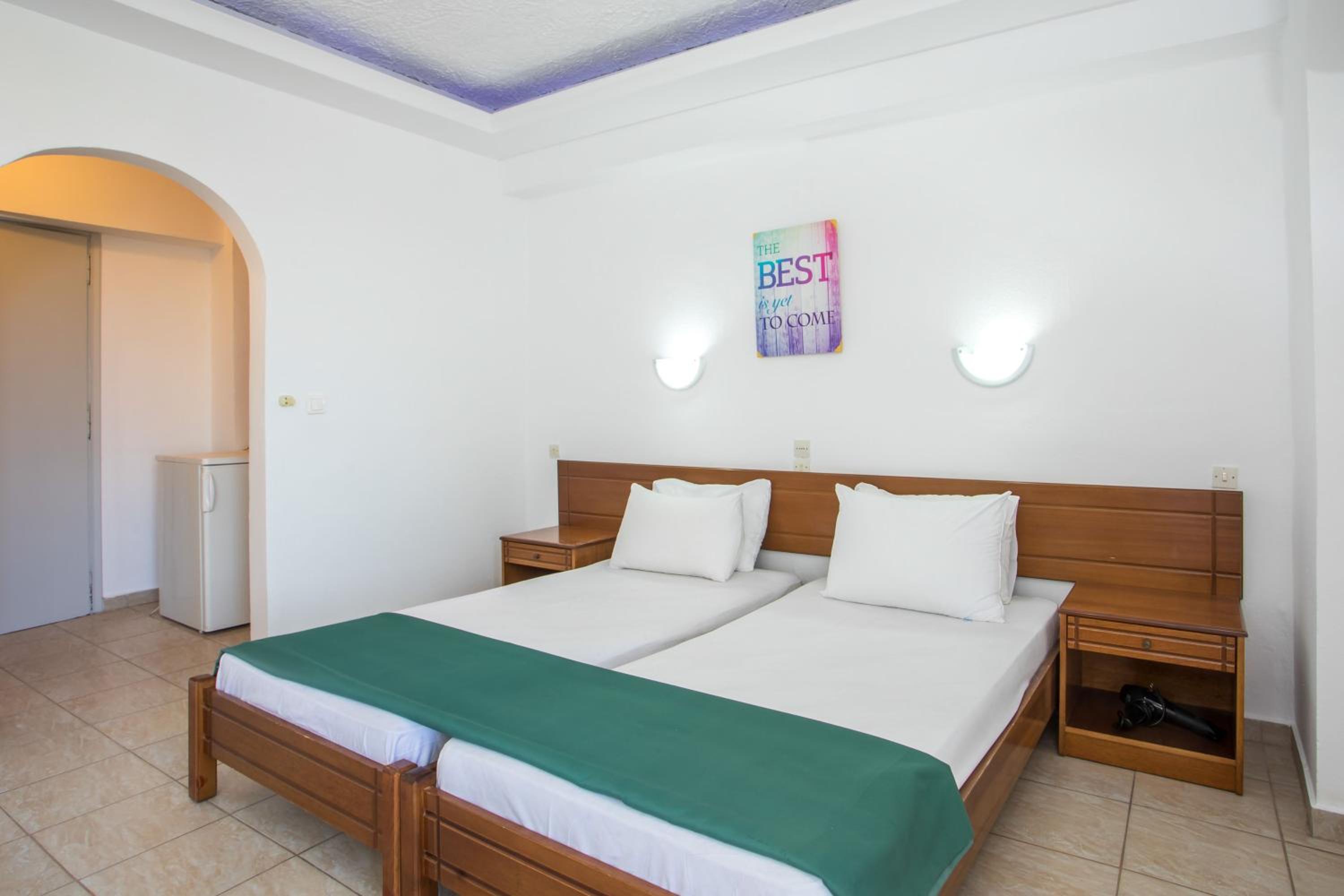 Nikos BnB