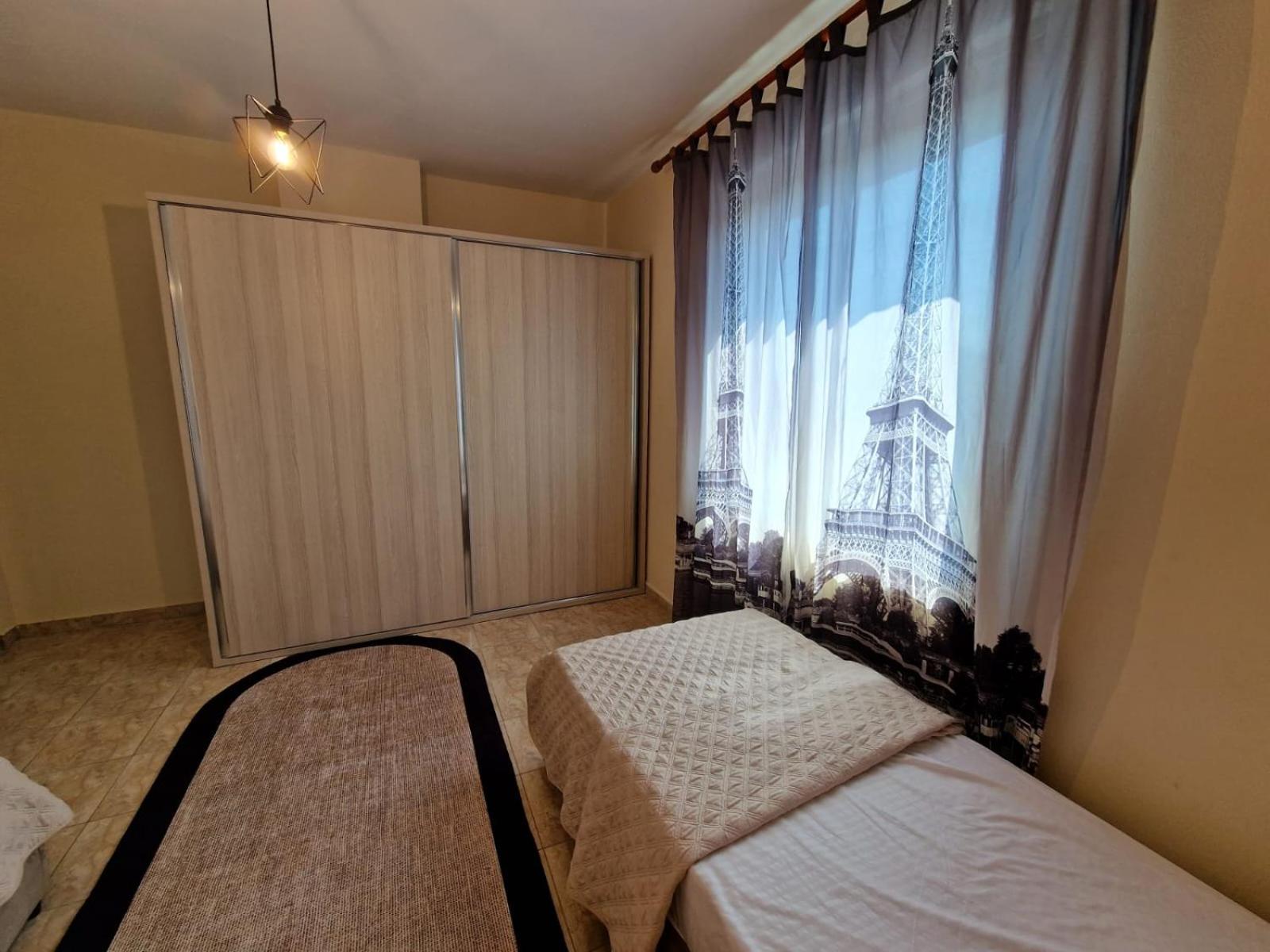 Donel Apartment