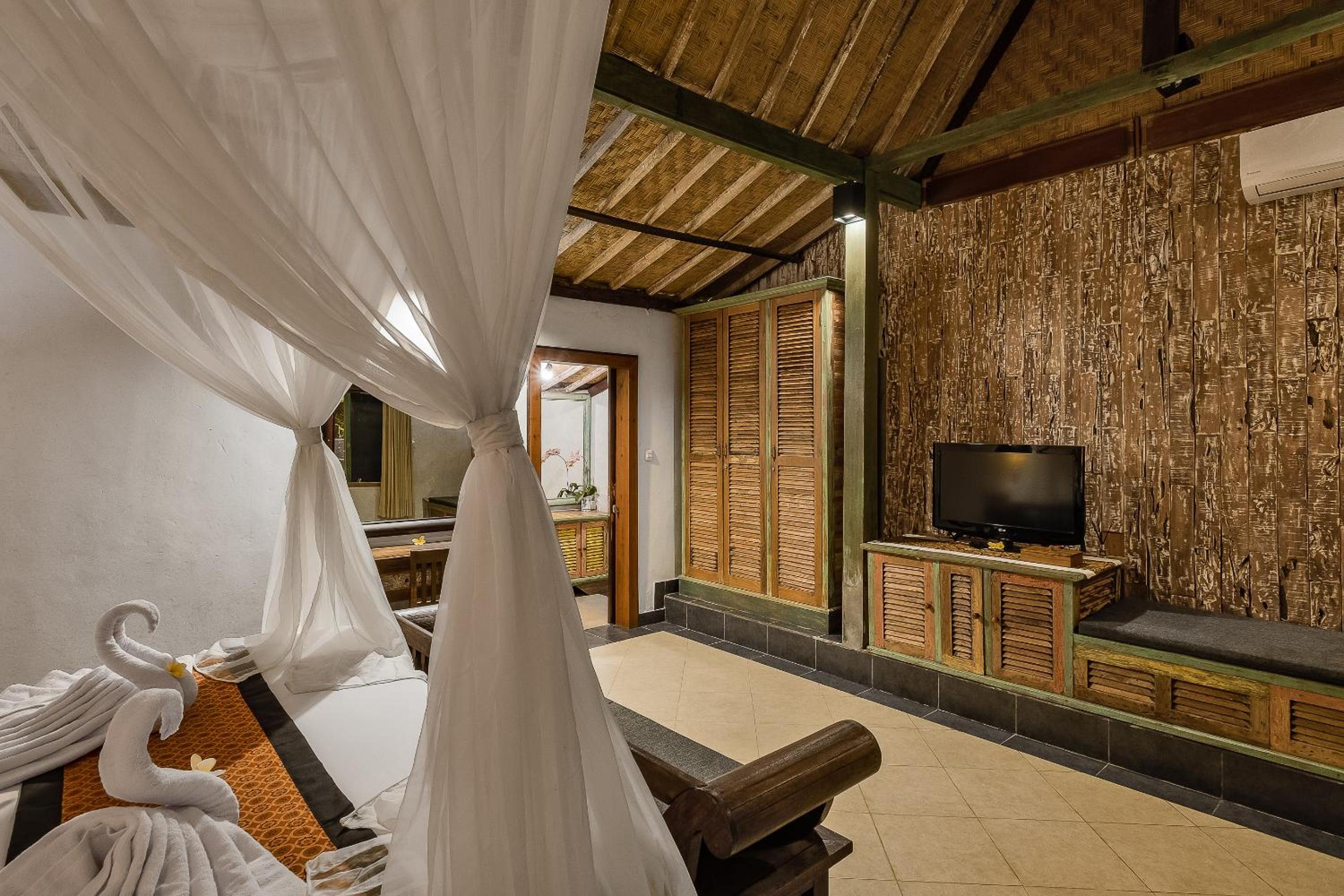 Roshan Ubud Villa view 2