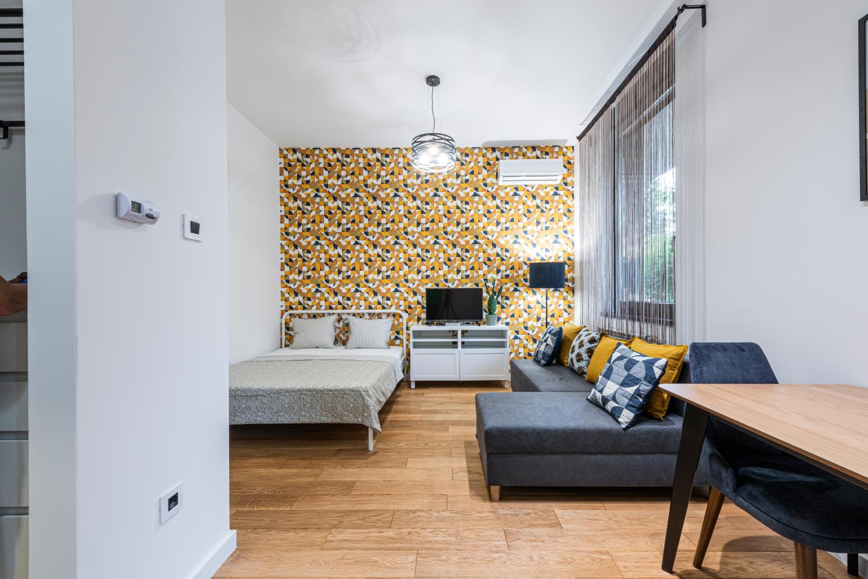 VERTIGO Modern Studio-Free private parking-Fast Wi-Fi view 2