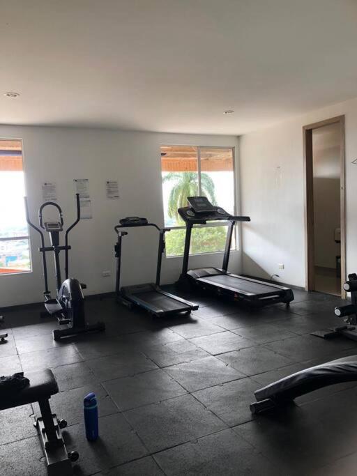 Moderno apartamento al oeste de cali estrato 6