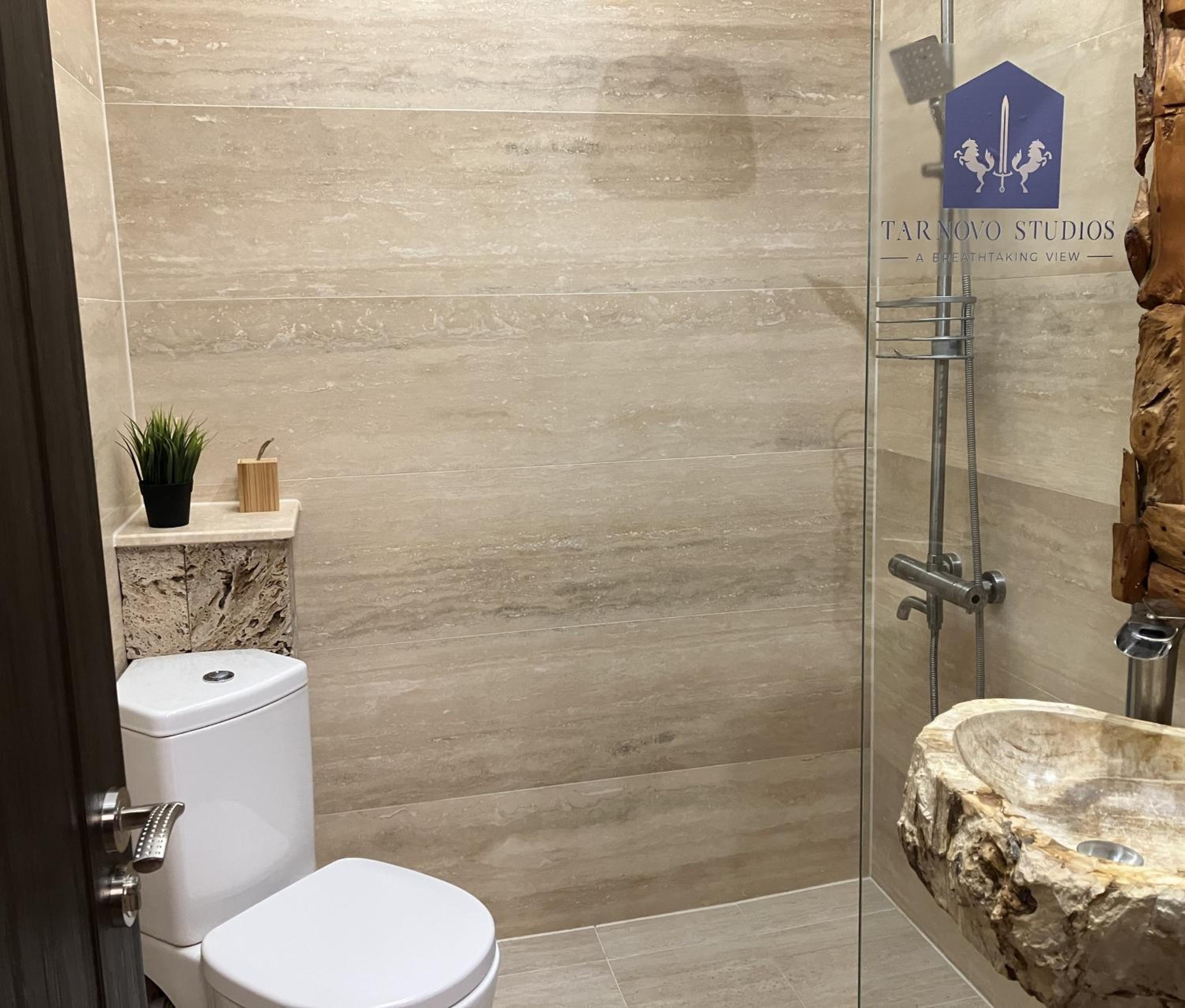 Tarnovo Studios City Center