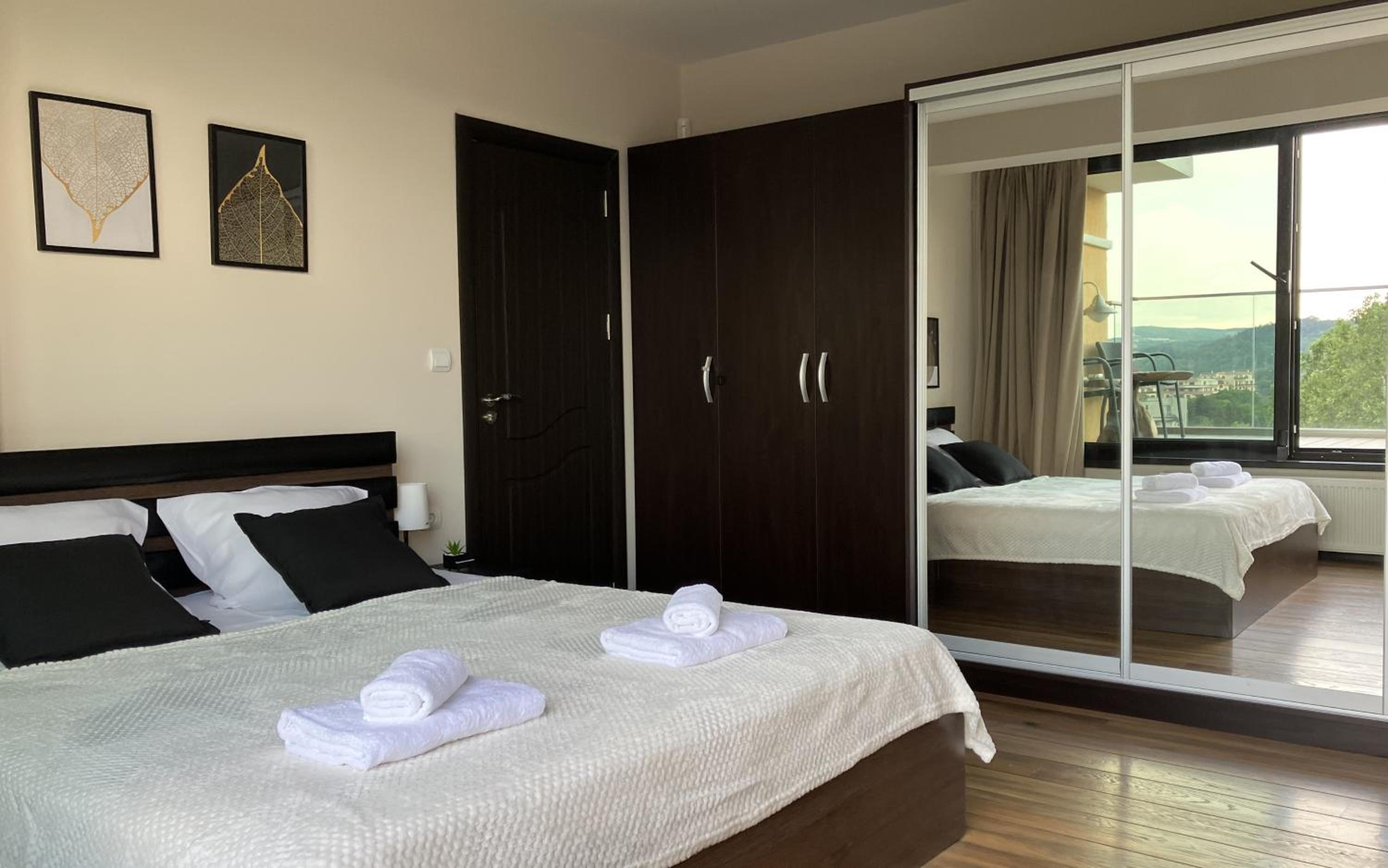 Tarnovo Studios City Center
