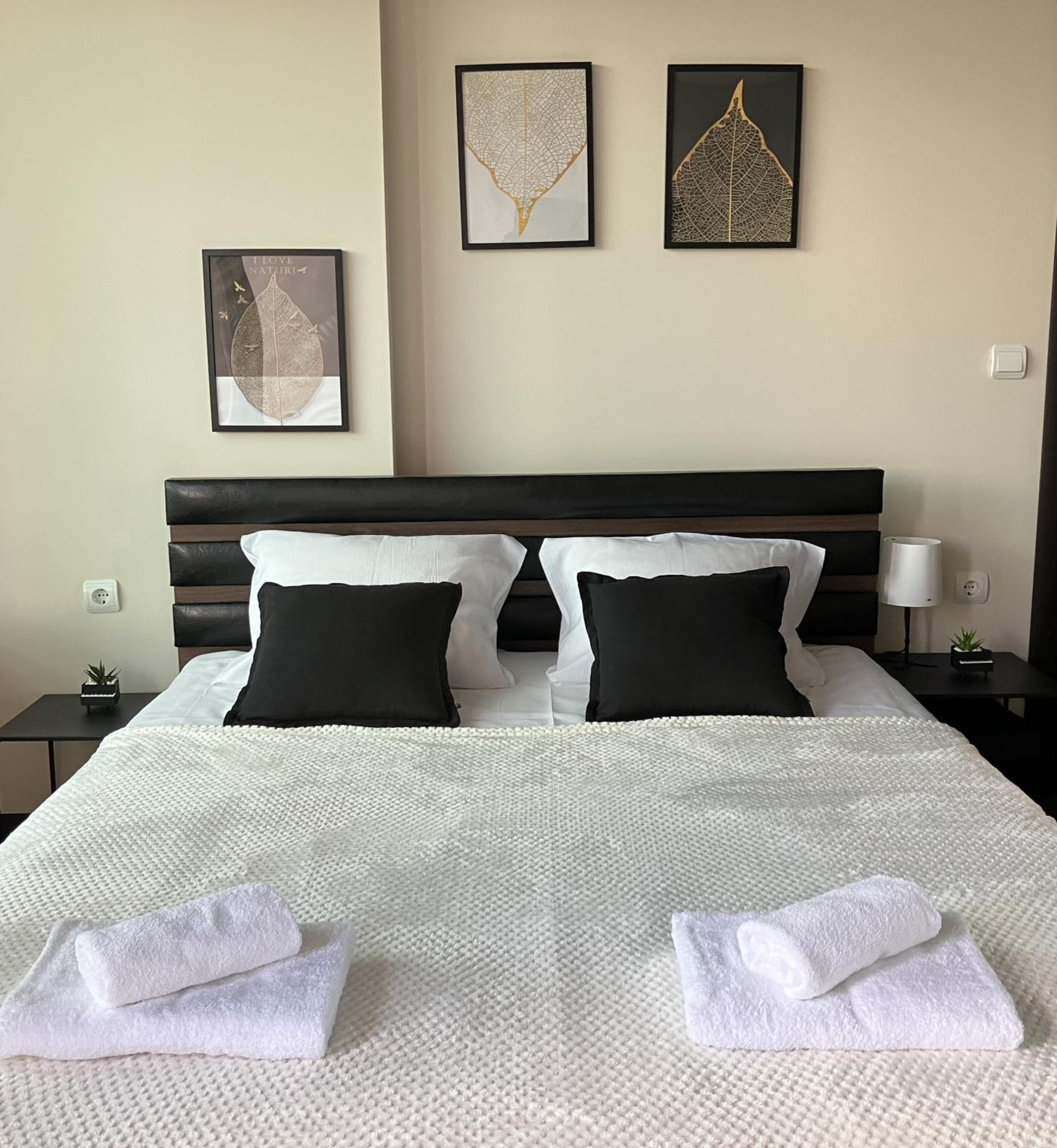 Tarnovo Studios City Center