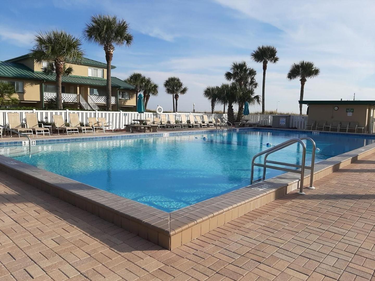 106C - 2BR/1 Bath at Seaspray Condos on Okaloosa Island, Fort Walton Beach, Fl