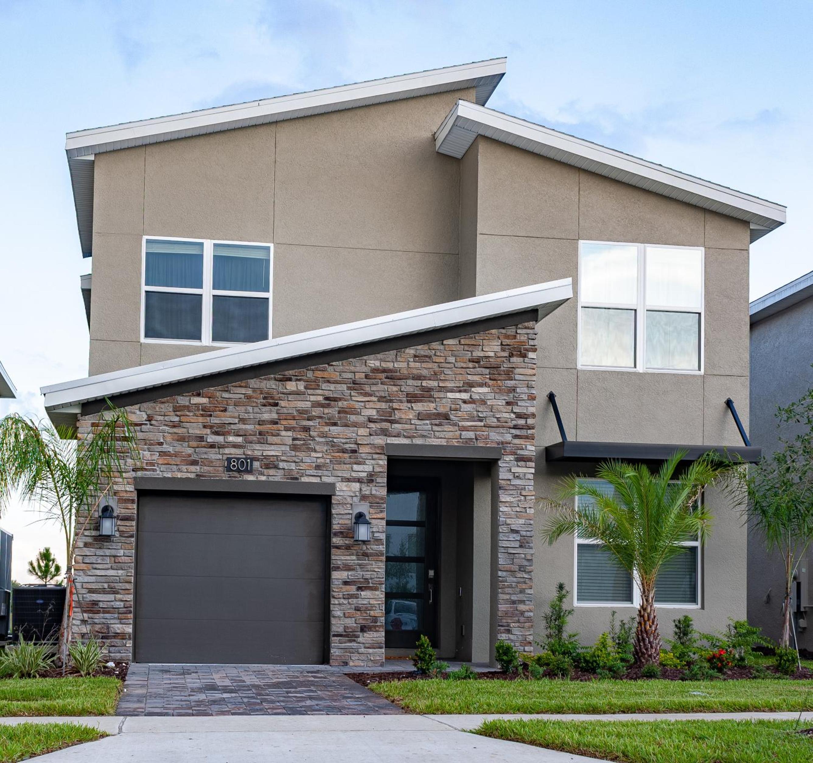 801DSD-The Retreat at ChampionsGate villa view 3