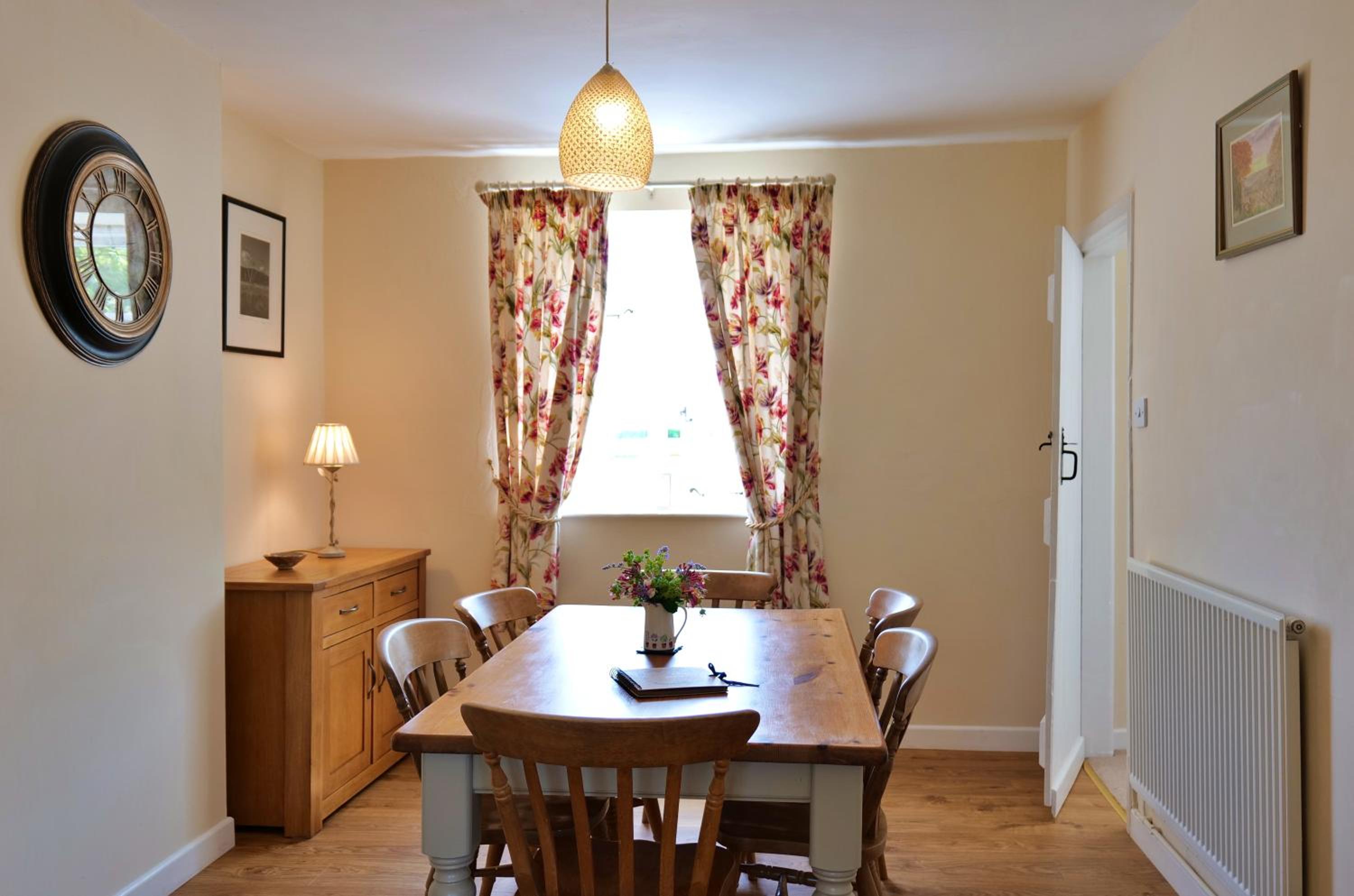 Country Cottage with Far Reaching Views view 2