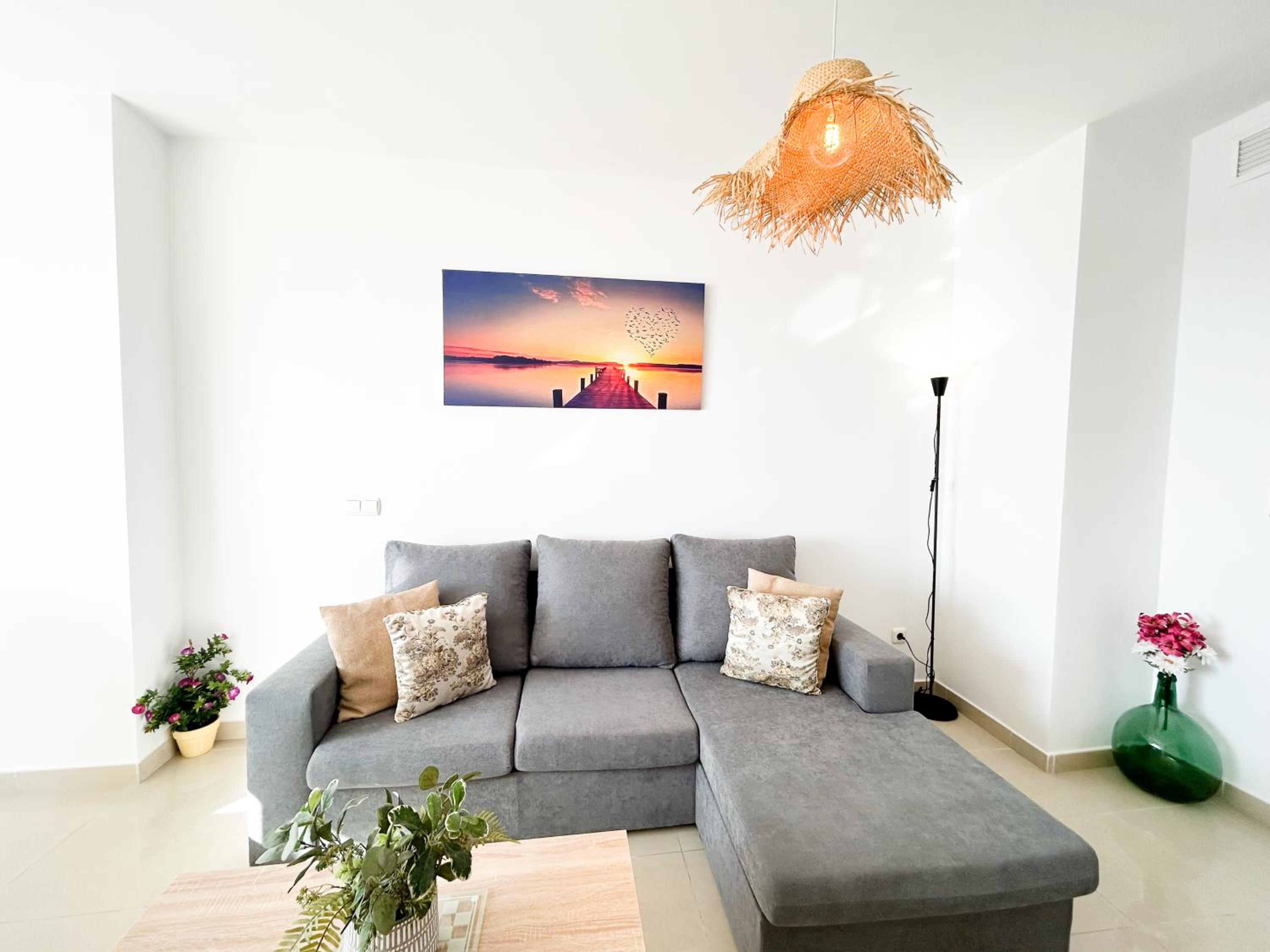 Apartamento en 1ª línea de la playa de Sabinillas con vistas al mar view 5