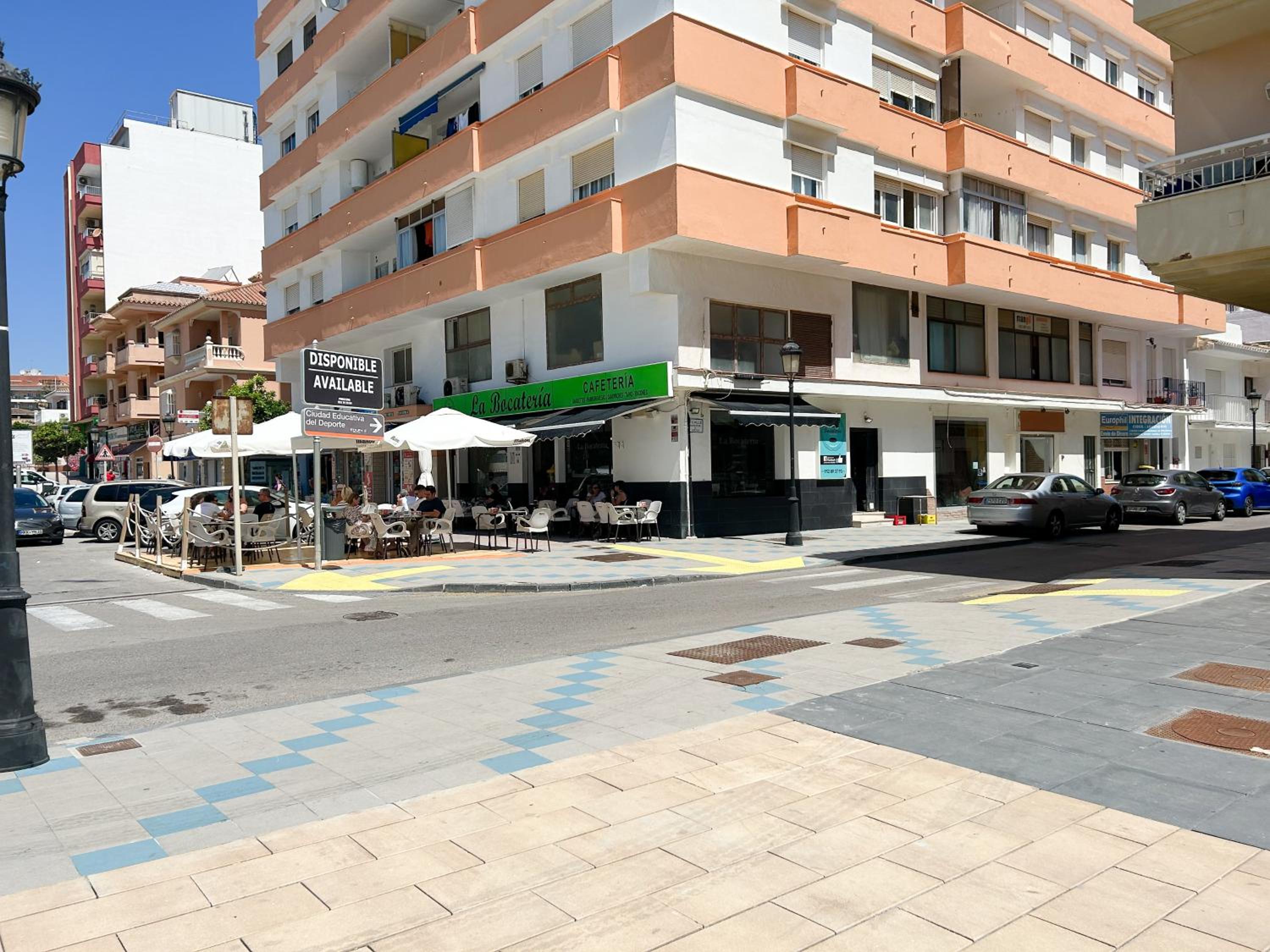 Apartamento en 1ª línea de la playa de Sabinillas con vistas al mar view 2