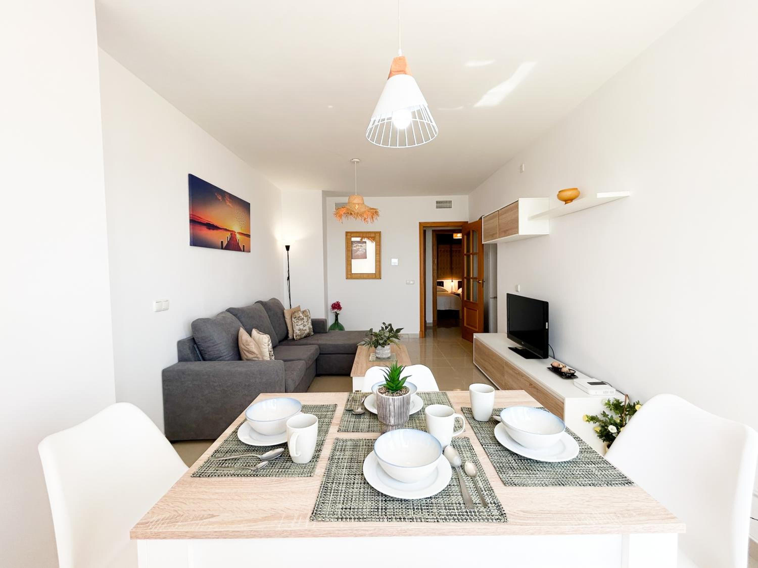 Apartamento en 1ª línea de la playa de Sabinillas con vistas al mar view 4