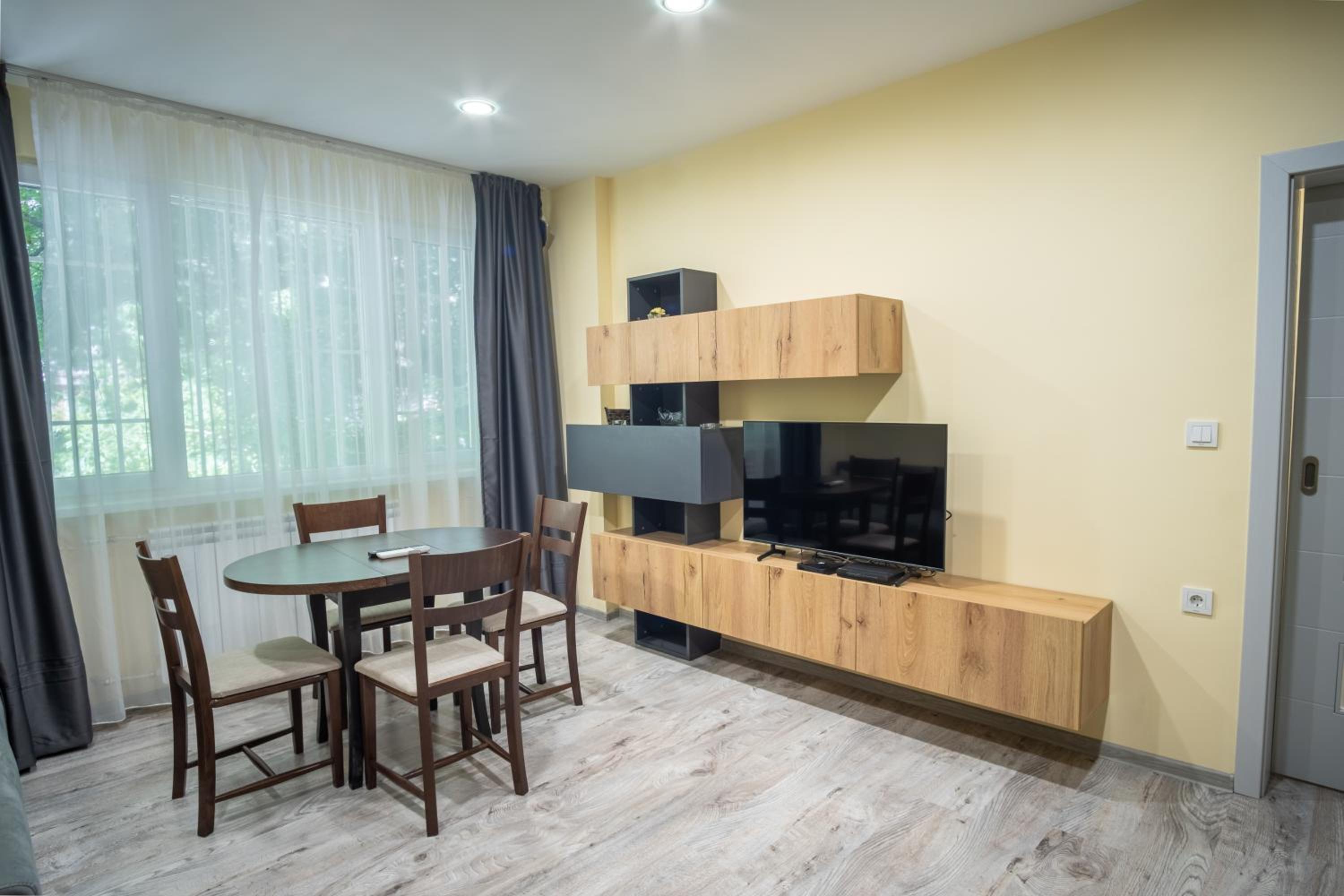 Apartment Yana