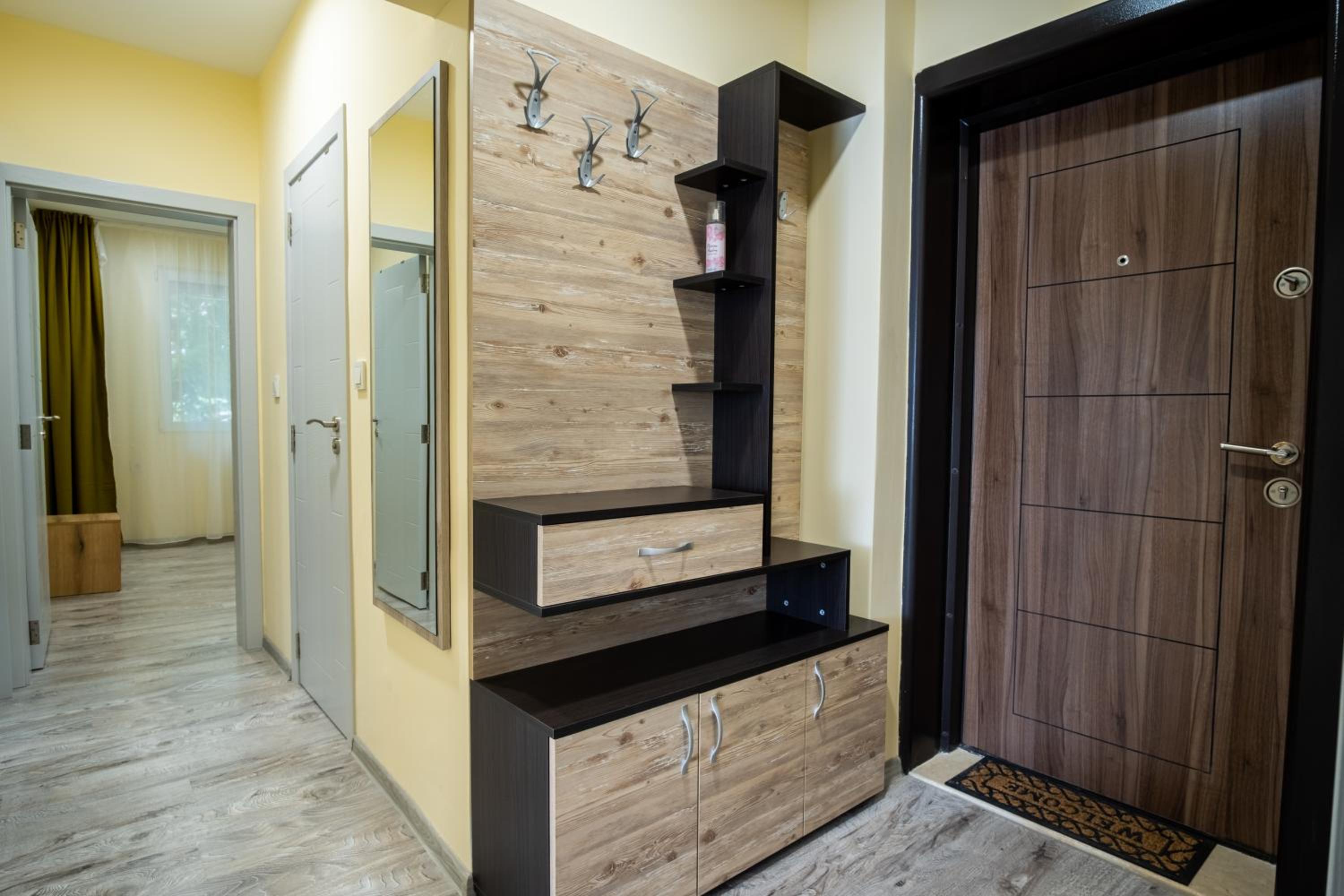 Apartment Yana