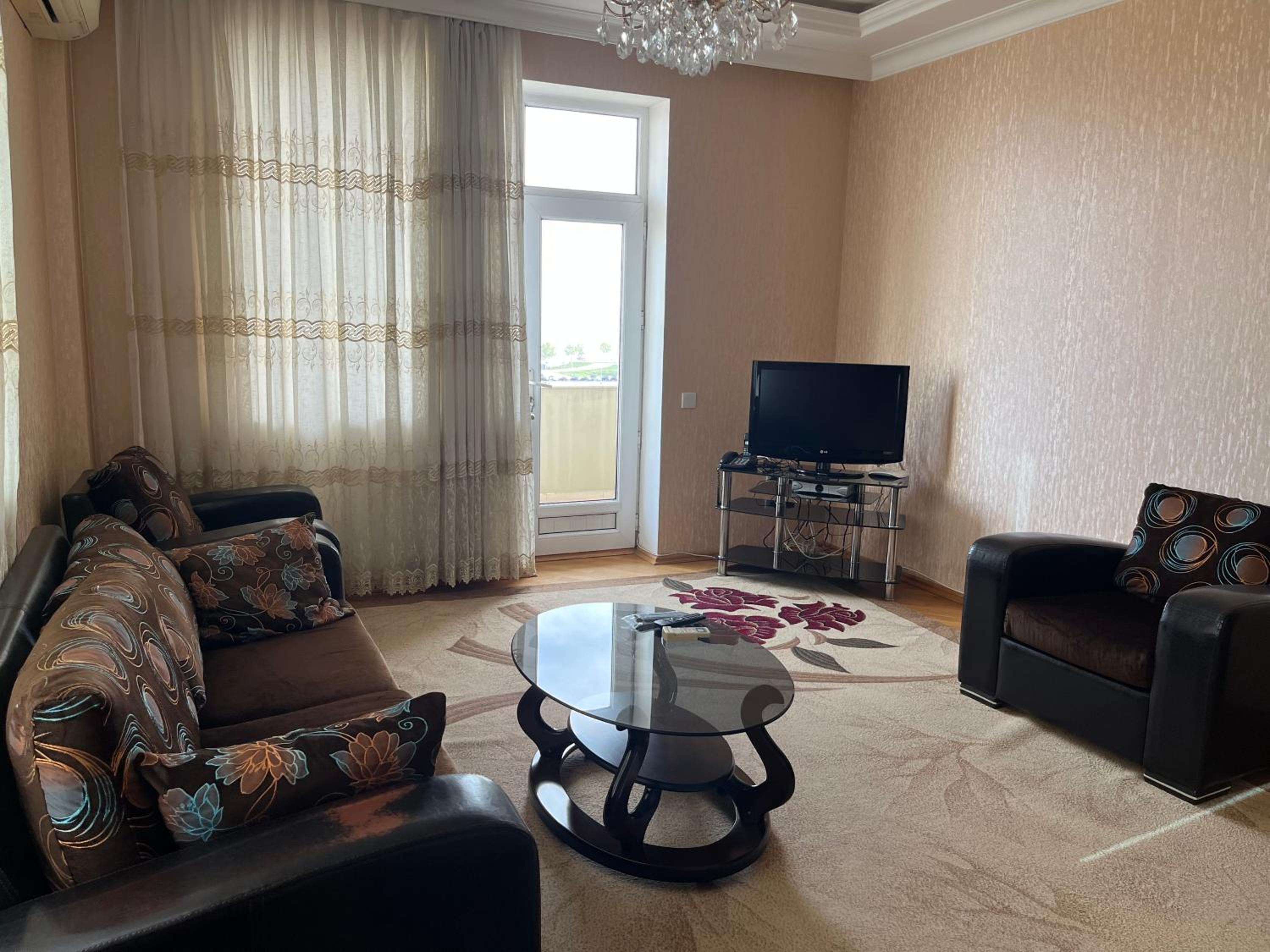 Sea view couple apartmant at boulvard,near nizami street