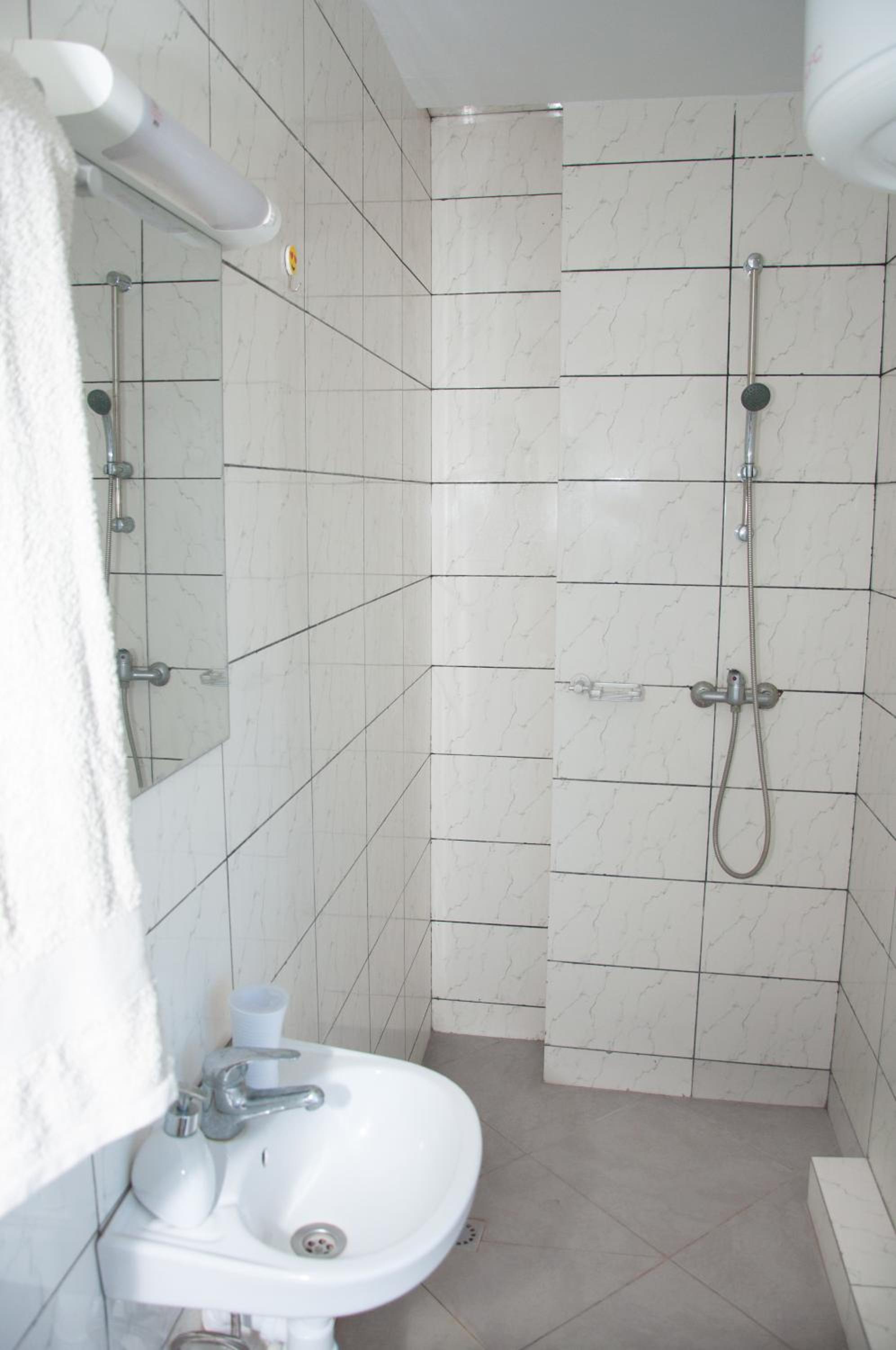 Photo 43