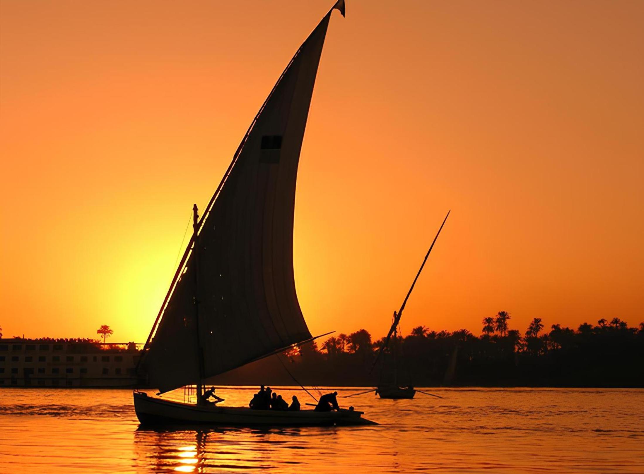 Royal Home Luxor Nile View