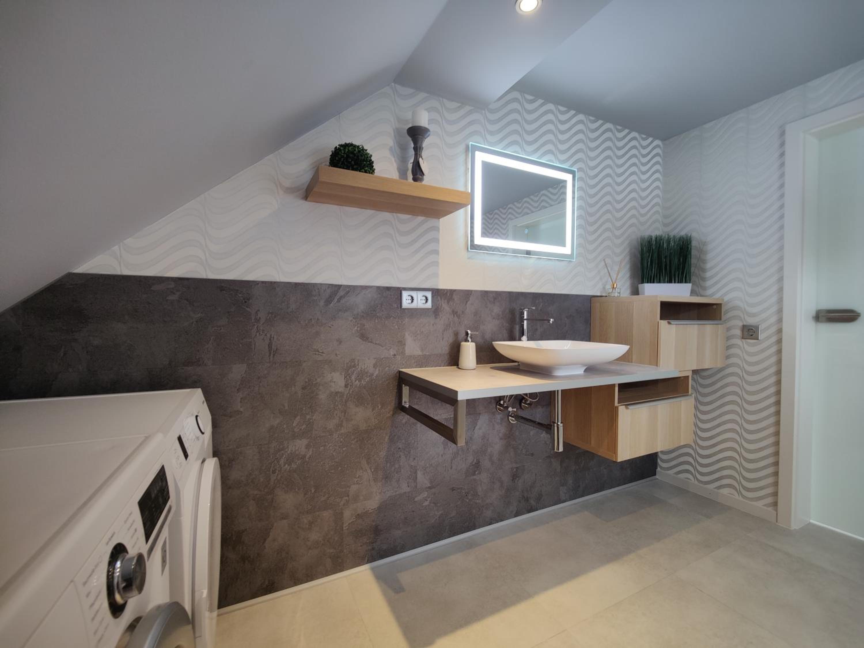 Ferienhaus Villa Adelsberg mit Dachterrasse in Zentraler Lage für bis zu 10 Personen