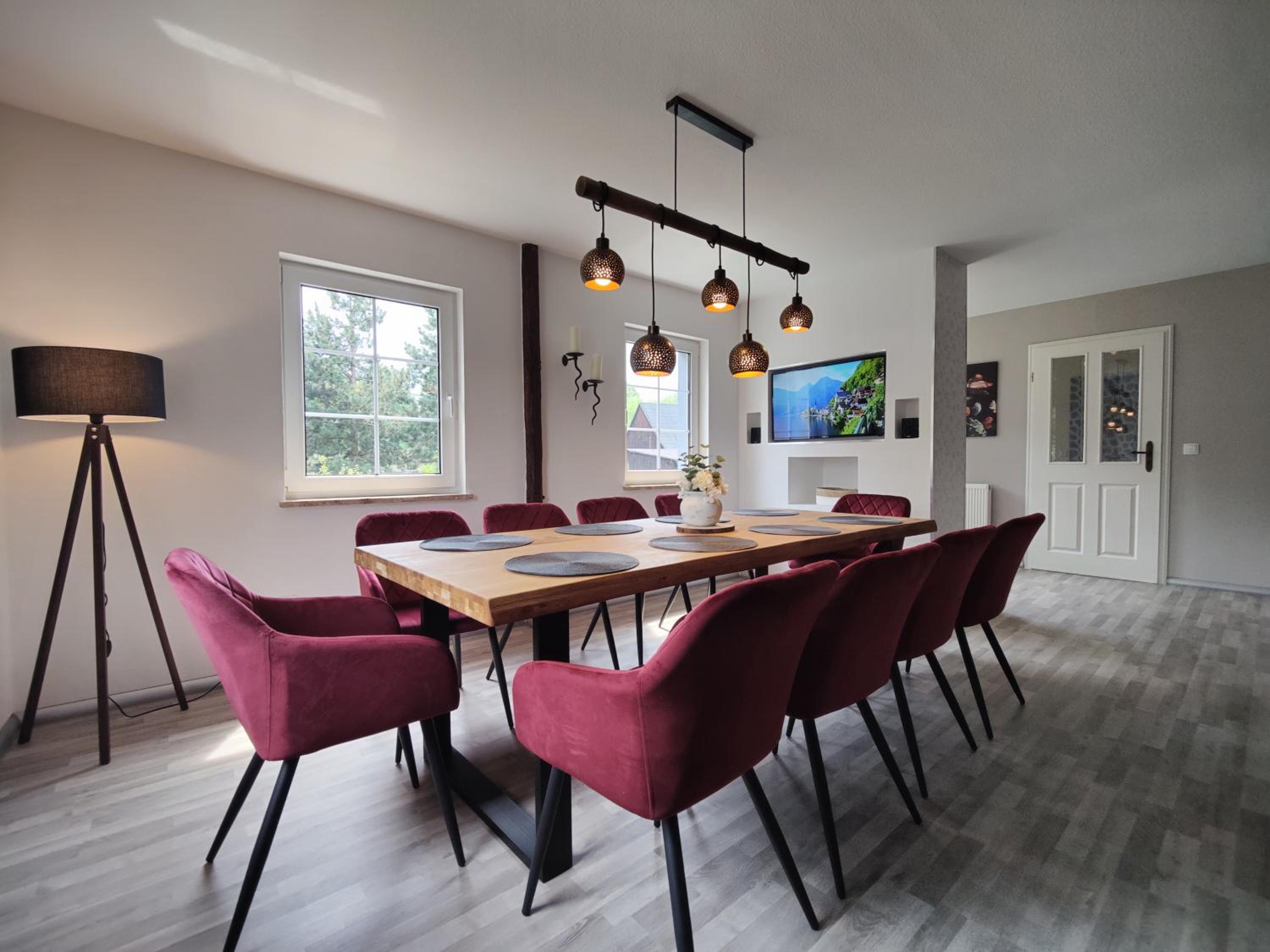 Ferienhaus Villa Adelsberg mit Dachterrasse in Zentraler Lage für bis zu 10 Personen