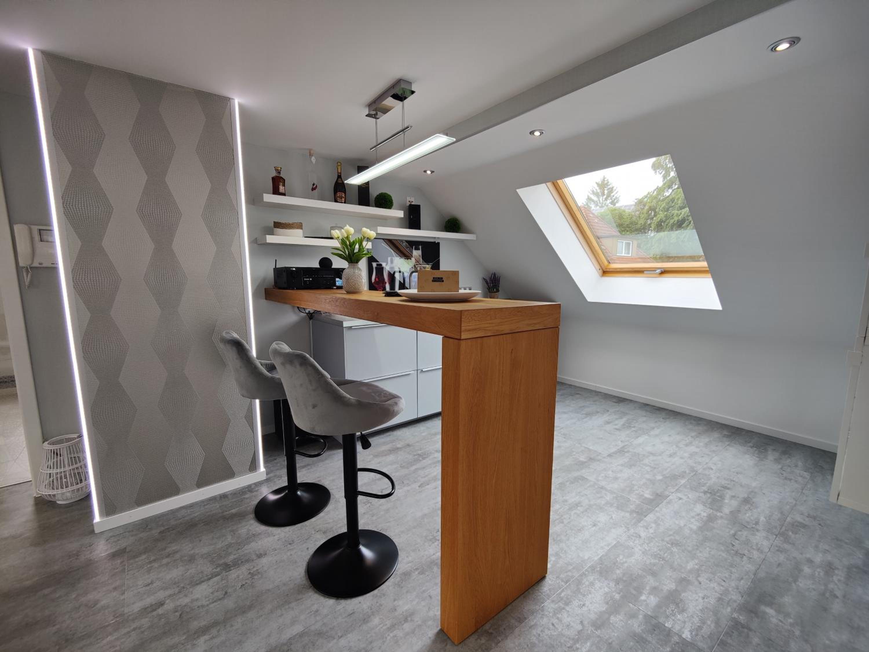 Ferienhaus Villa Adelsberg mit Dachterrasse in Zentraler Lage für bis zu 10 Personen