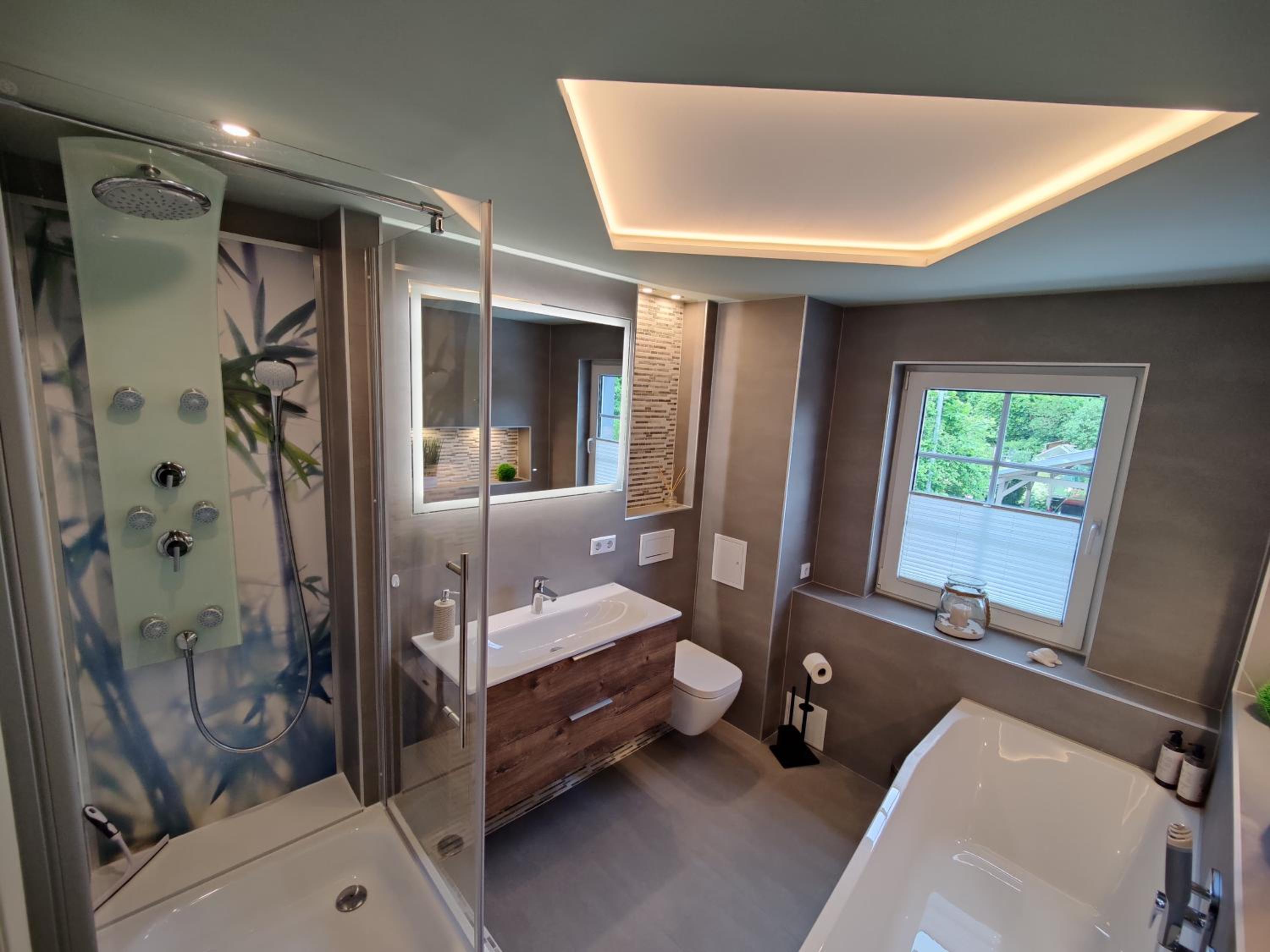 Ferienhaus Villa Adelsberg mit Dachterrasse in Zentraler Lage für bis zu 10 Personen