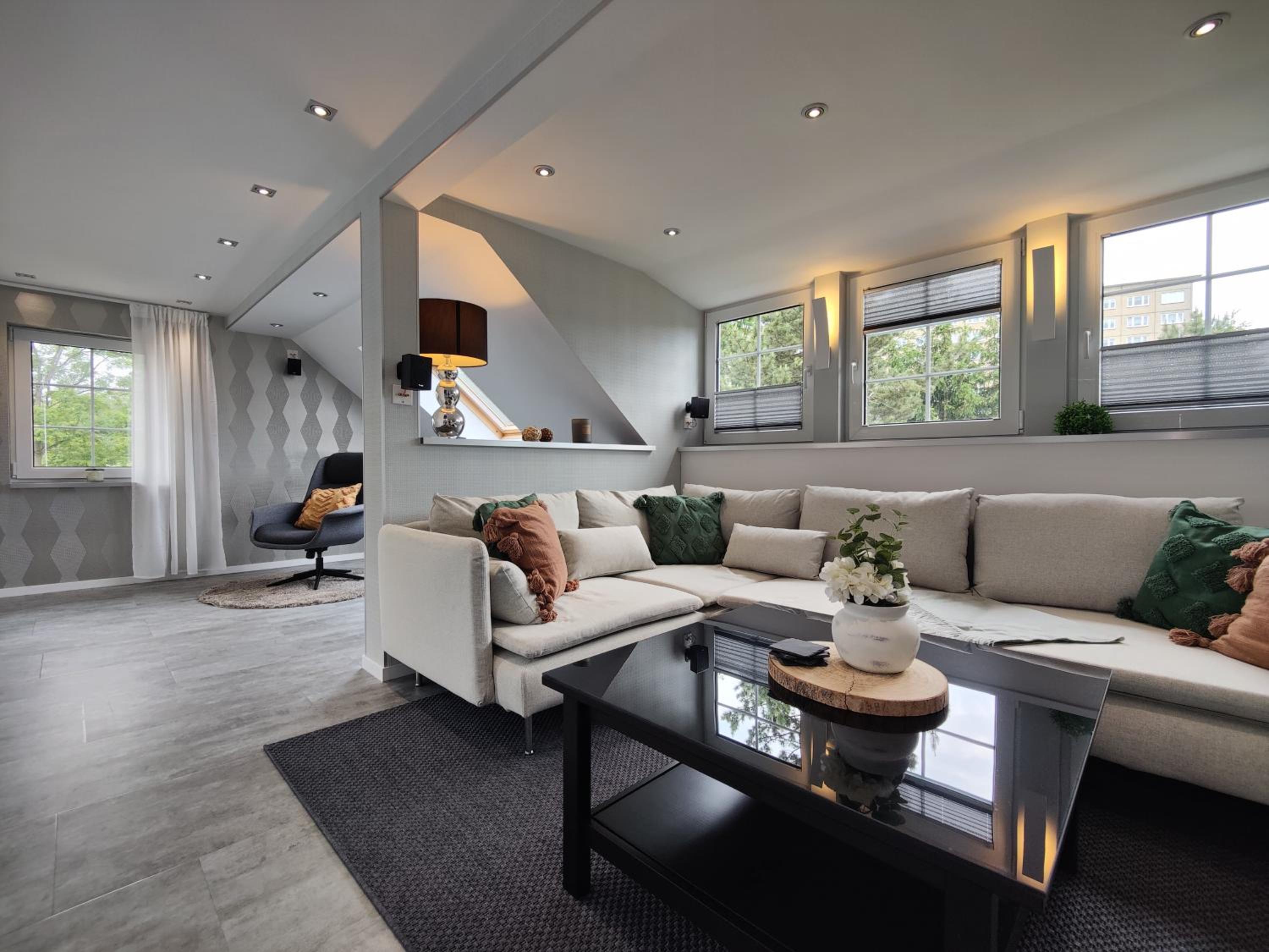 Ferienhaus Villa Adelsberg mit Dachterrasse in Zentraler Lage für bis zu 10 Personen