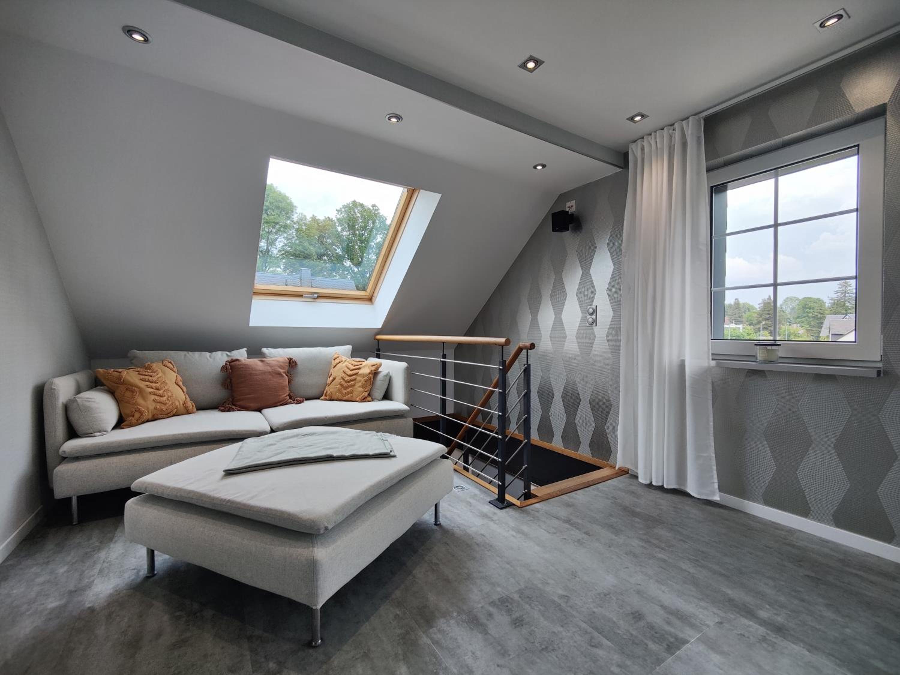 Ferienhaus Villa Adelsberg mit Dachterrasse in Zentraler Lage für bis zu 10 Personen