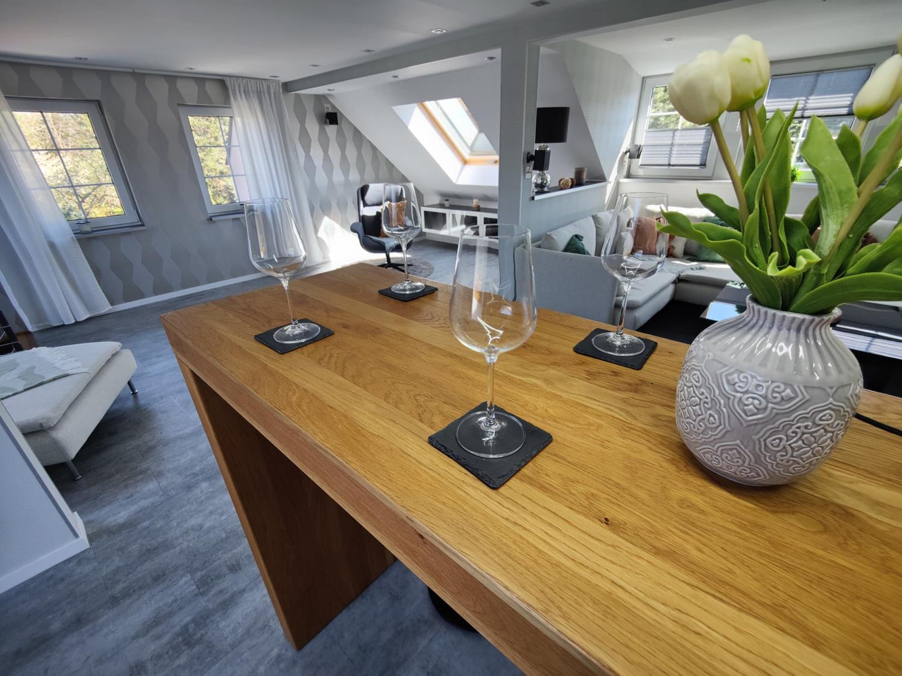 Ferienhaus Villa Adelsberg mit Dachterrasse in Zentraler Lage für bis zu 10 Personen