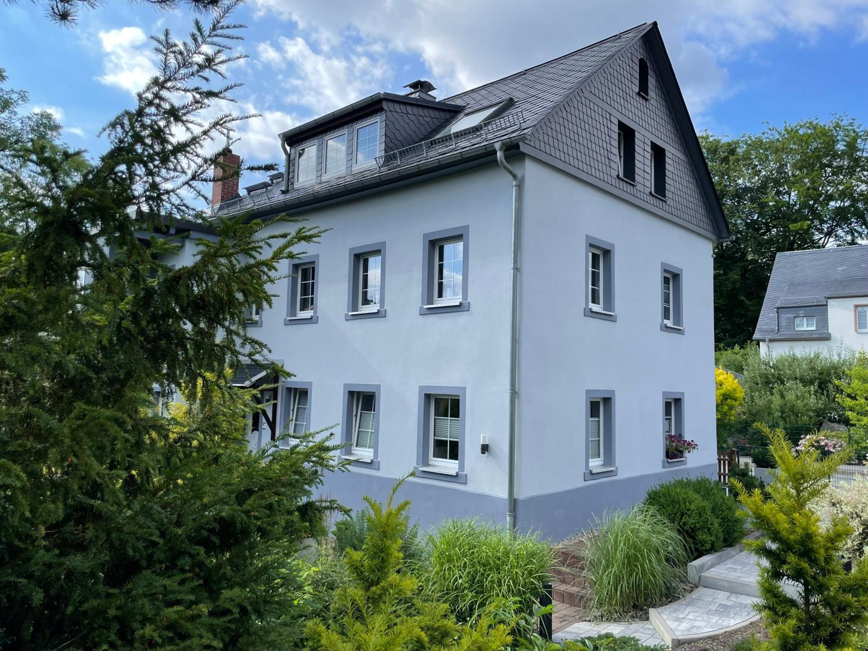 Ferienhaus Villa Adelsberg mit Dachterrasse in Zentraler Lage für bis zu 10 Personen